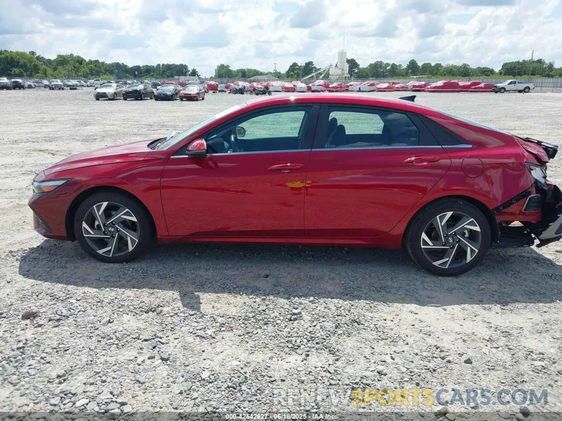 14 fotografías del automóvil dañado KMHLP4DG8SU884784 HYUNDAI ELANTRA 2025