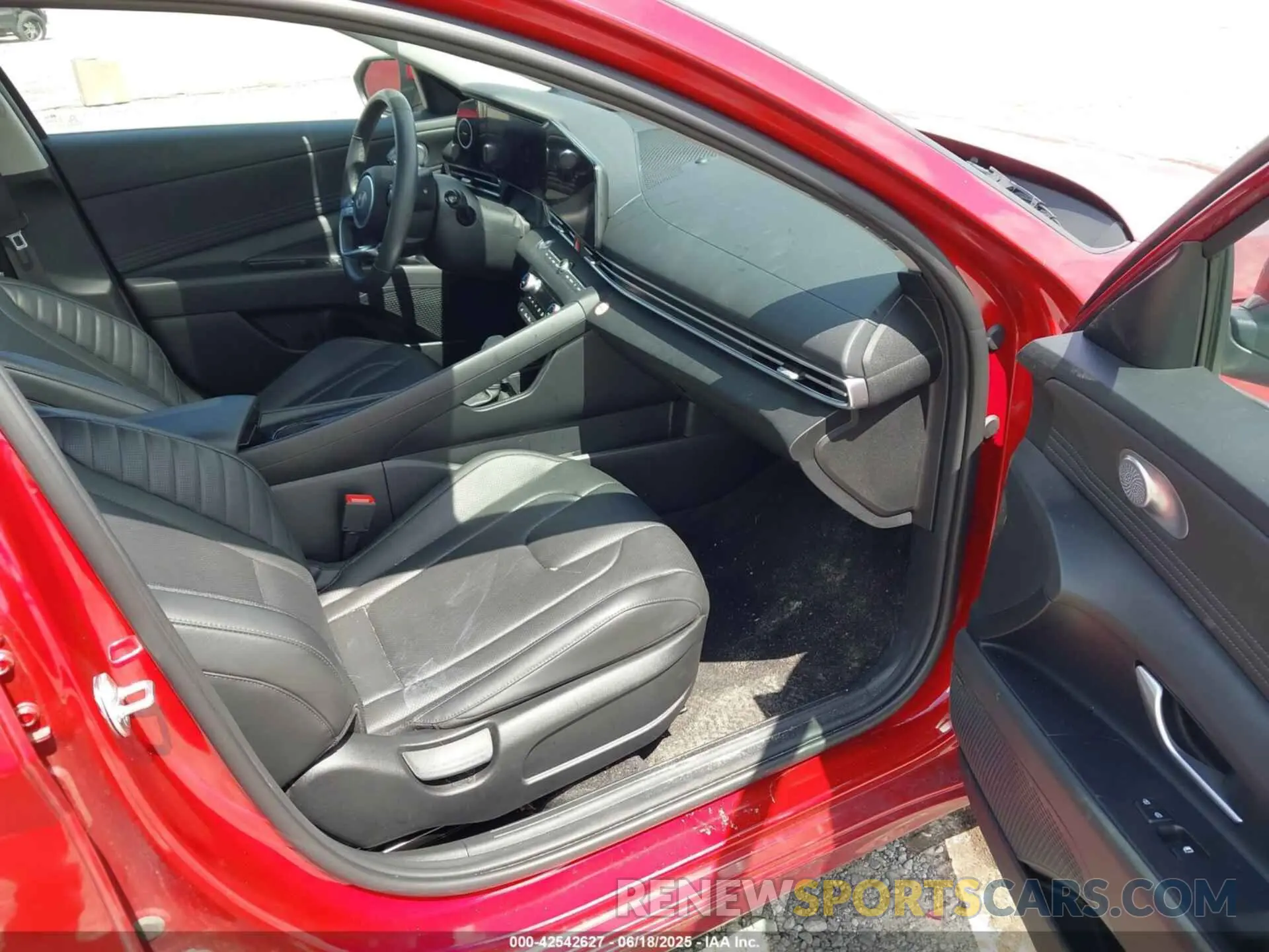 5 fotografías del automóvil dañado KMHLP4DG8SU884784 HYUNDAI ELANTRA 2025