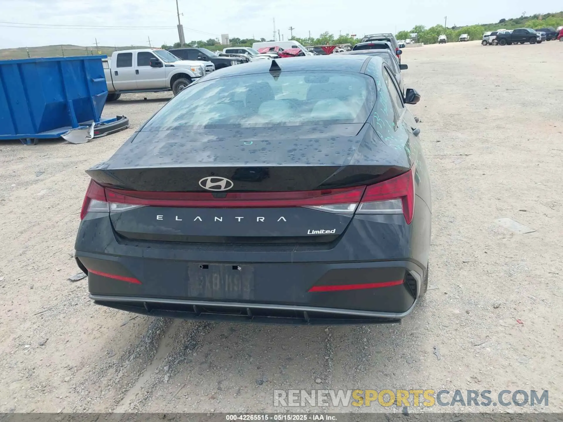16 fotografías del automóvil dañado KMHLP4DG9SU908994 HYUNDAI ELANTRA 2025