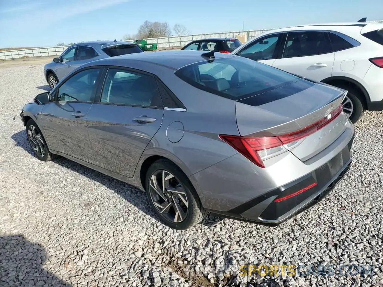 2 fotografías del automóvil dañado KMHLP4DG9SU942417 HYUNDAI ELANTRA 2025