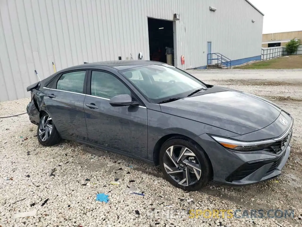 4 fotografías del automóvil dañado KMHLP4DGXSU864181 HYUNDAI ELANTRA 2025