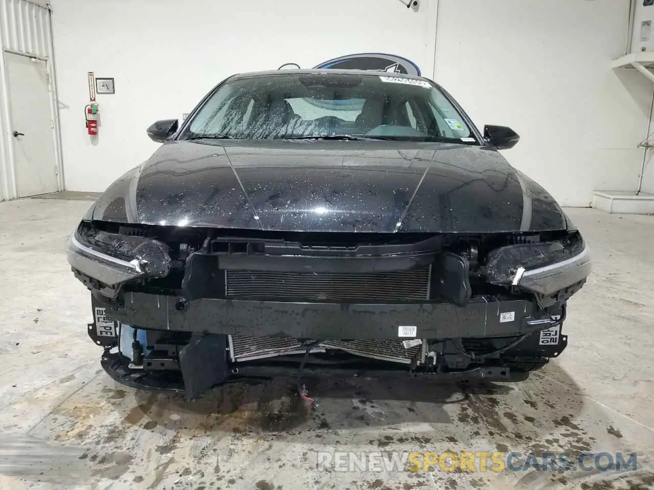 5 fotografías del automóvil dañado KMHLP4DGXSU894006 HYUNDAI ELANTRA 2025