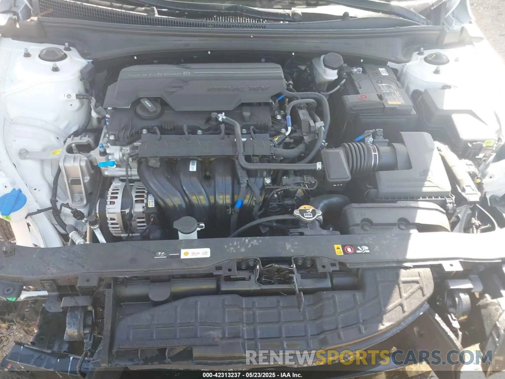 10 fotografías del automóvil dañado KMHLP4DGXSU959372 HYUNDAI ELANTRA 2025