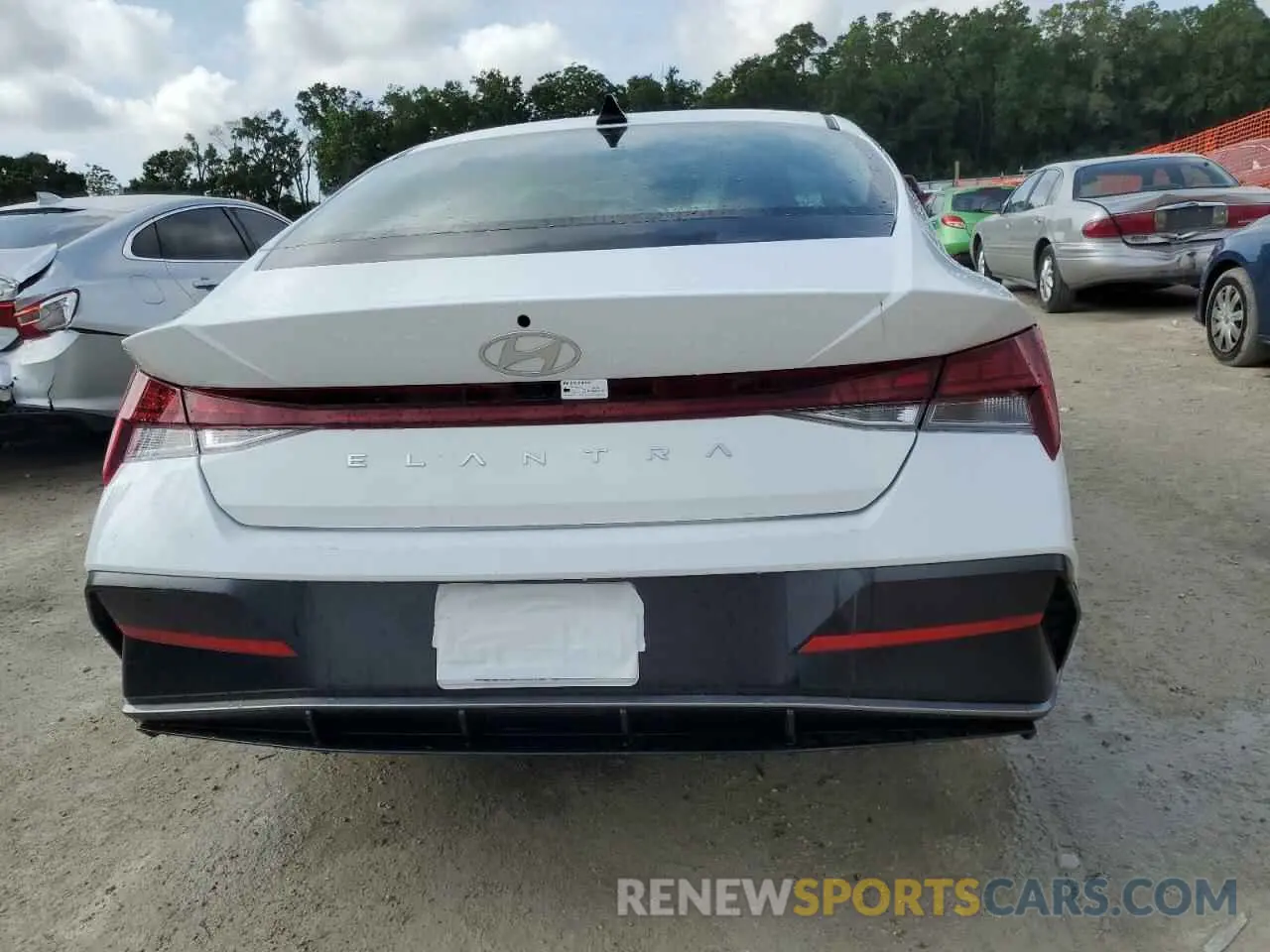 6 fotografías del automóvil dañado KMHLS4DG2SU920869 HYUNDAI ELANTRA 2025
