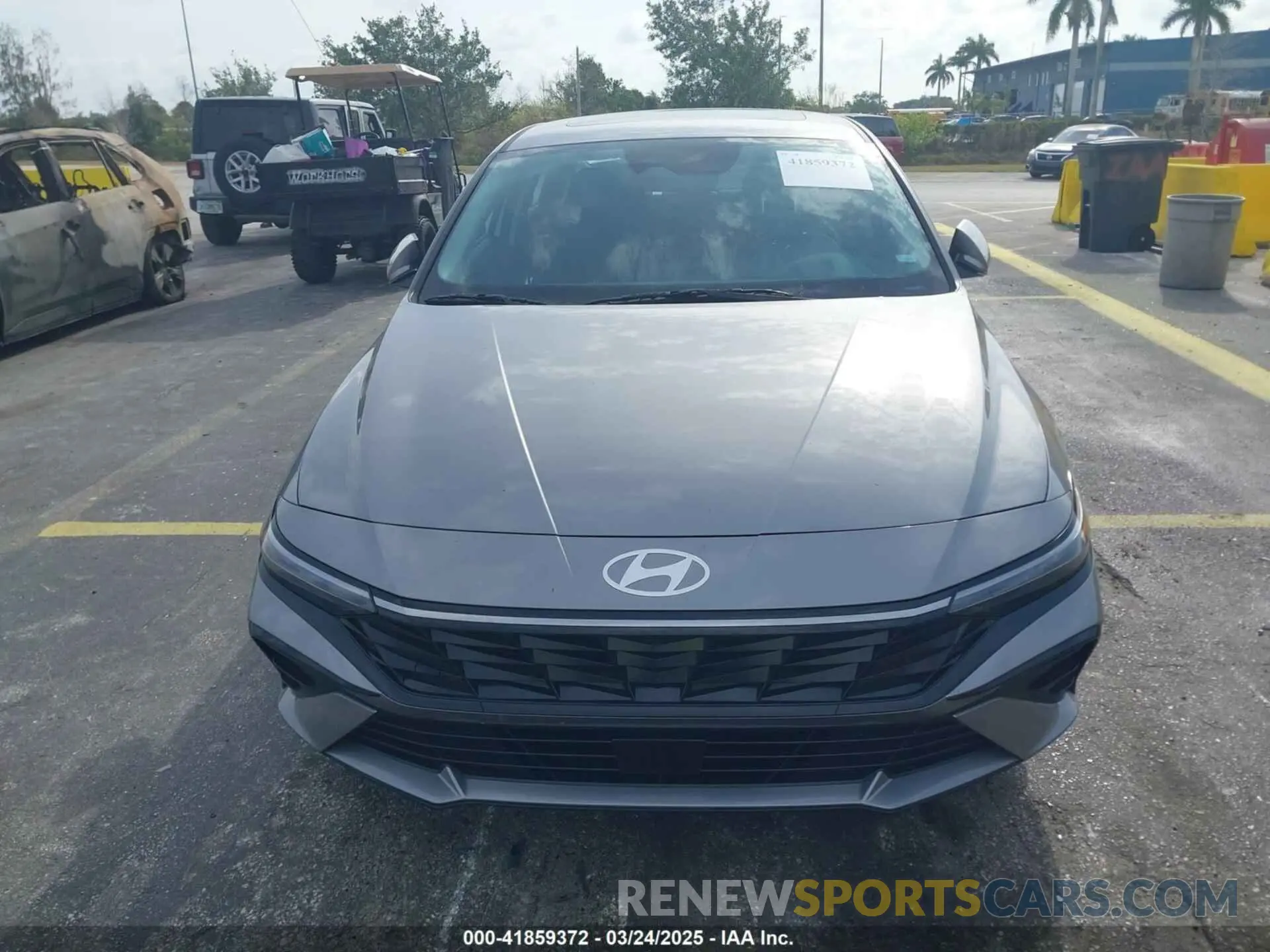12 fotografías del automóvil dañado KMHLS4DG2SU930026 HYUNDAI ELANTRA 2025