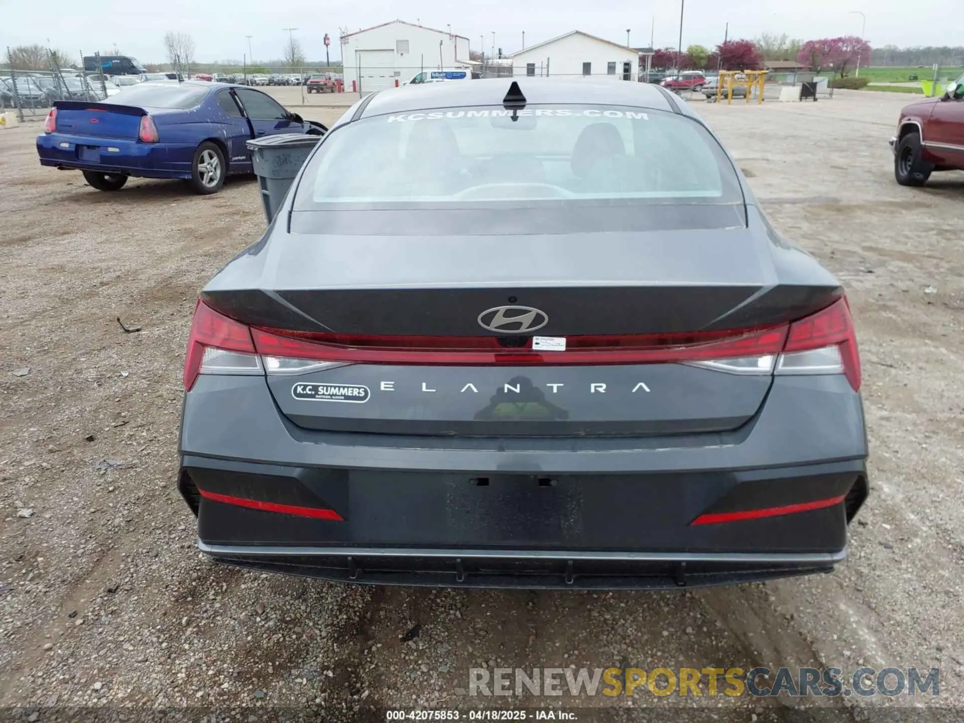 16 fotografías del automóvil dañado KMHLS4DG3SU900310 HYUNDAI ELANTRA 2025