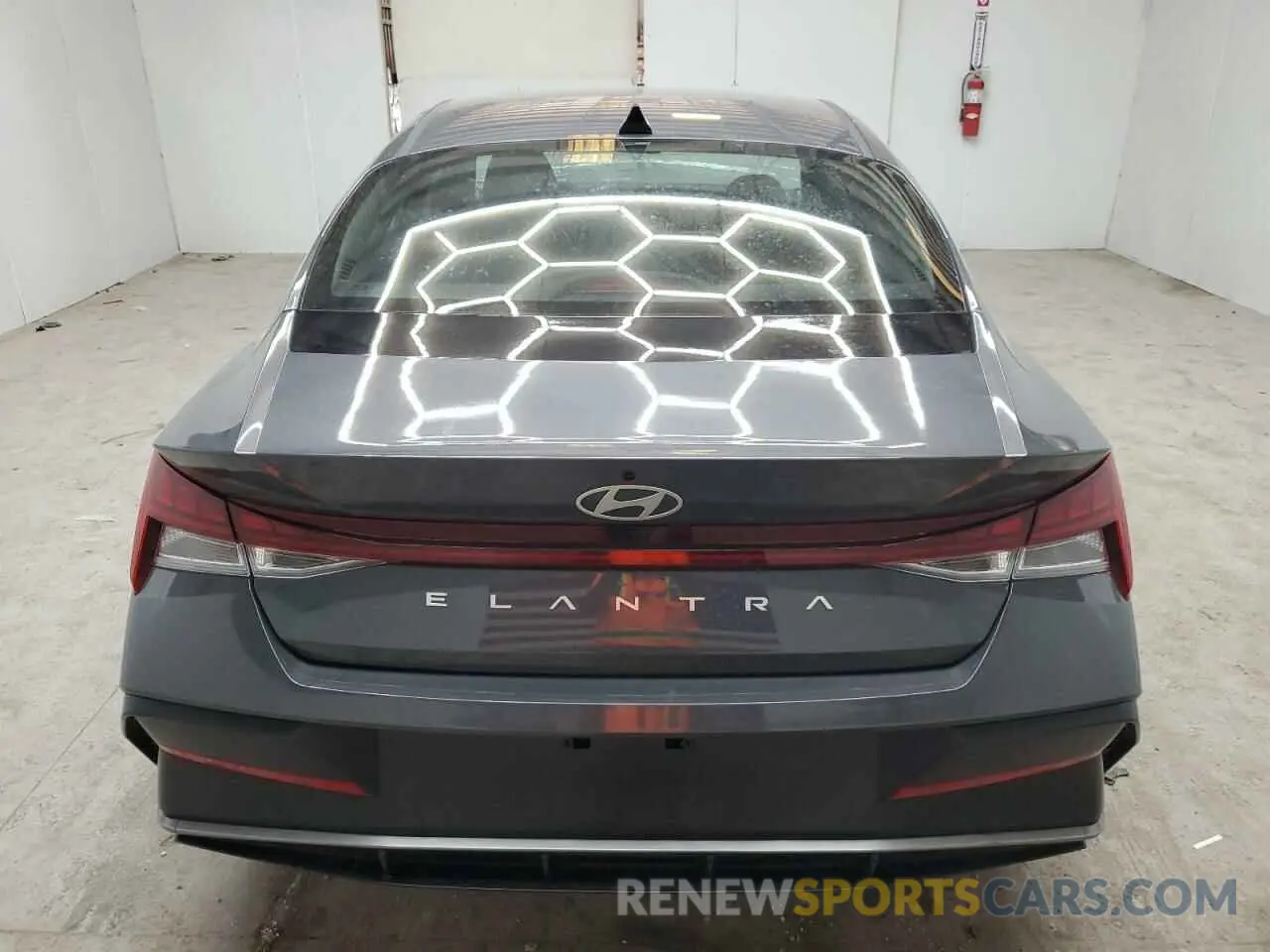 6 fotografías del automóvil dañado KMHLS4DG3SU905006 HYUNDAI ELANTRA 2025