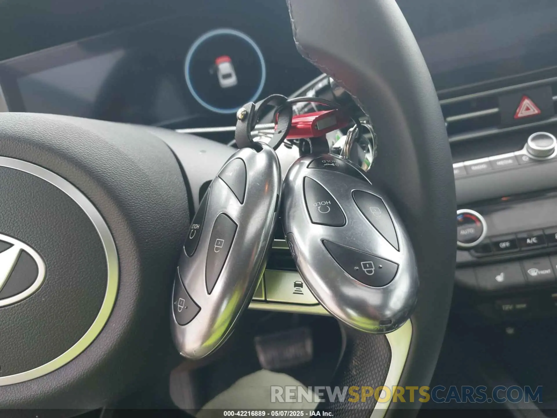 11 fotografías del automóvil dañado KMHLS4DG6SU898276 HYUNDAI ELANTRA 2025