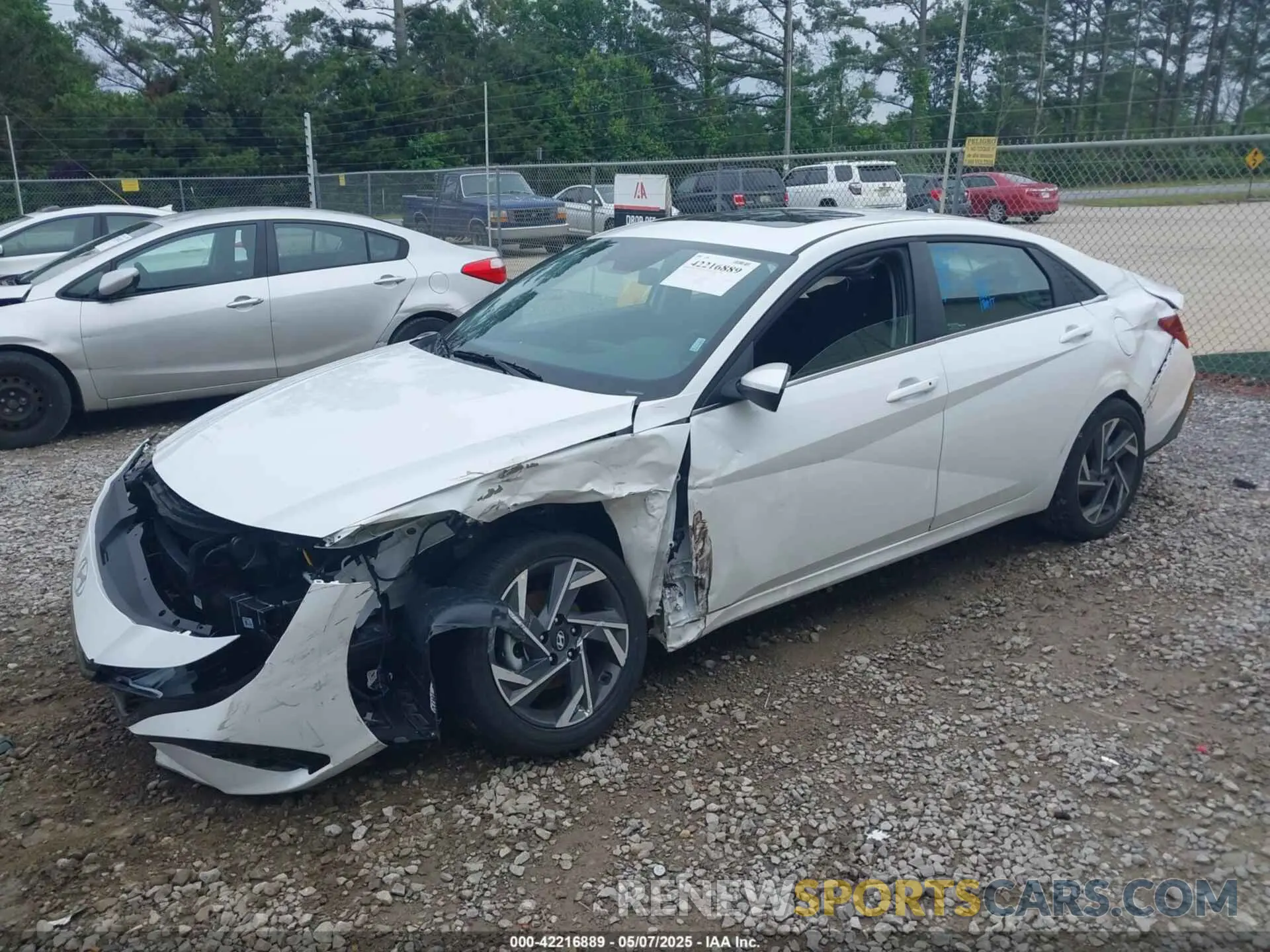 2 fotografías del automóvil dañado KMHLS4DG6SU898276 HYUNDAI ELANTRA 2025