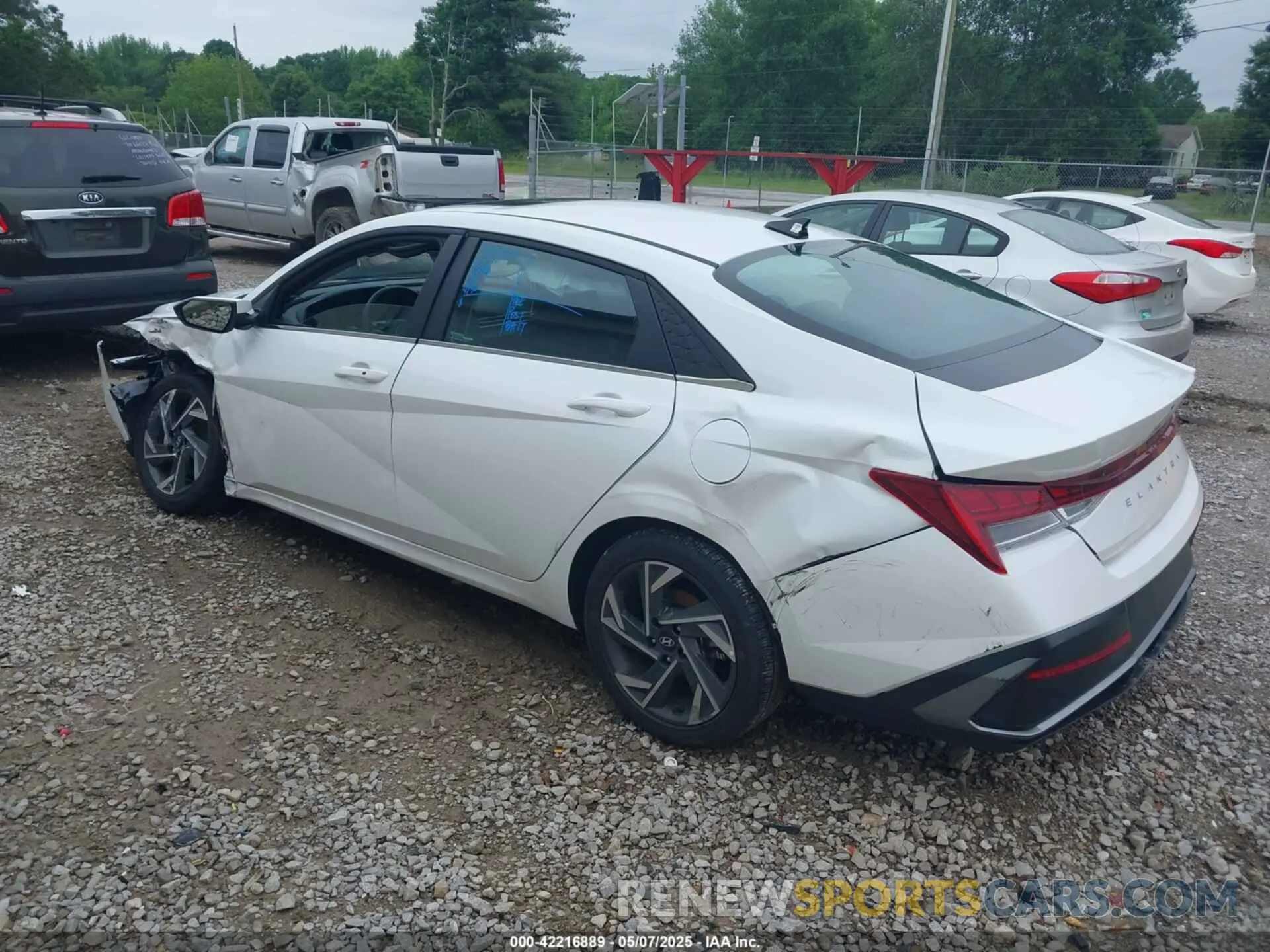 3 fotografías del automóvil dañado KMHLS4DG6SU898276 HYUNDAI ELANTRA 2025