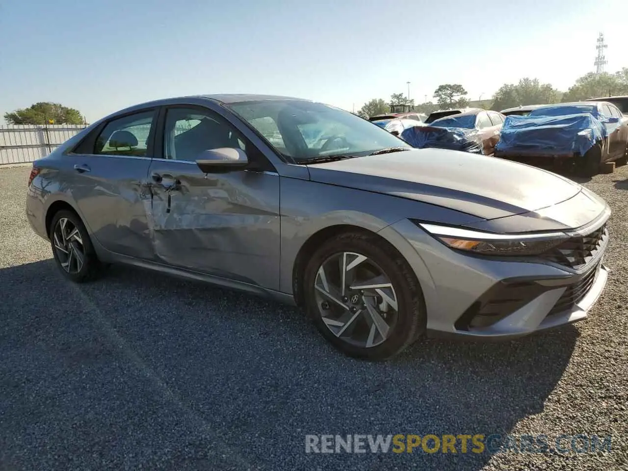 4 fotografías del automóvil dañado KMHLS4DG6SU923807 HYUNDAI ELANTRA 2025