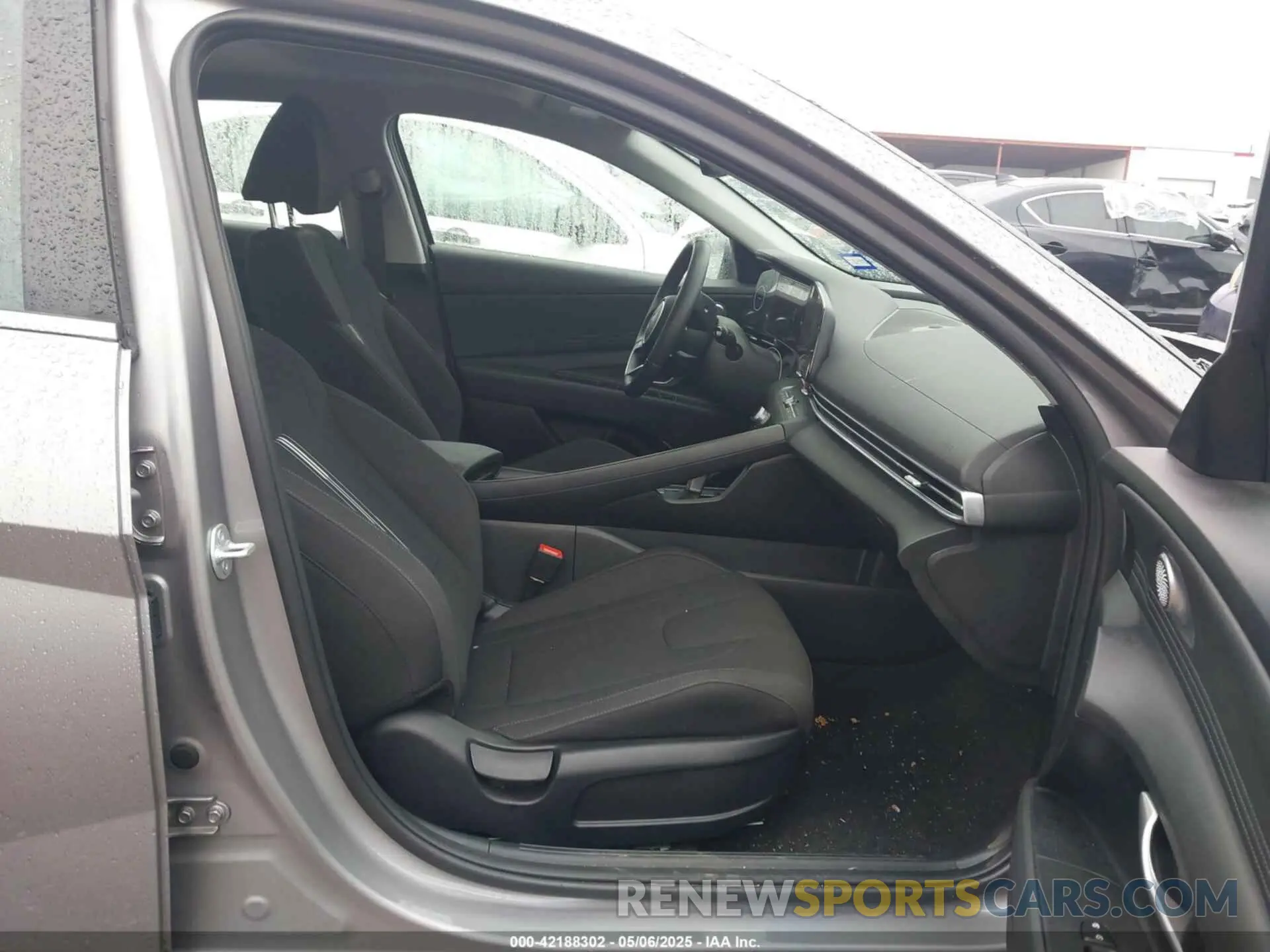 5 fotografías del automóvil dañado KMHLS4DG7SU952152 HYUNDAI ELANTRA 2025