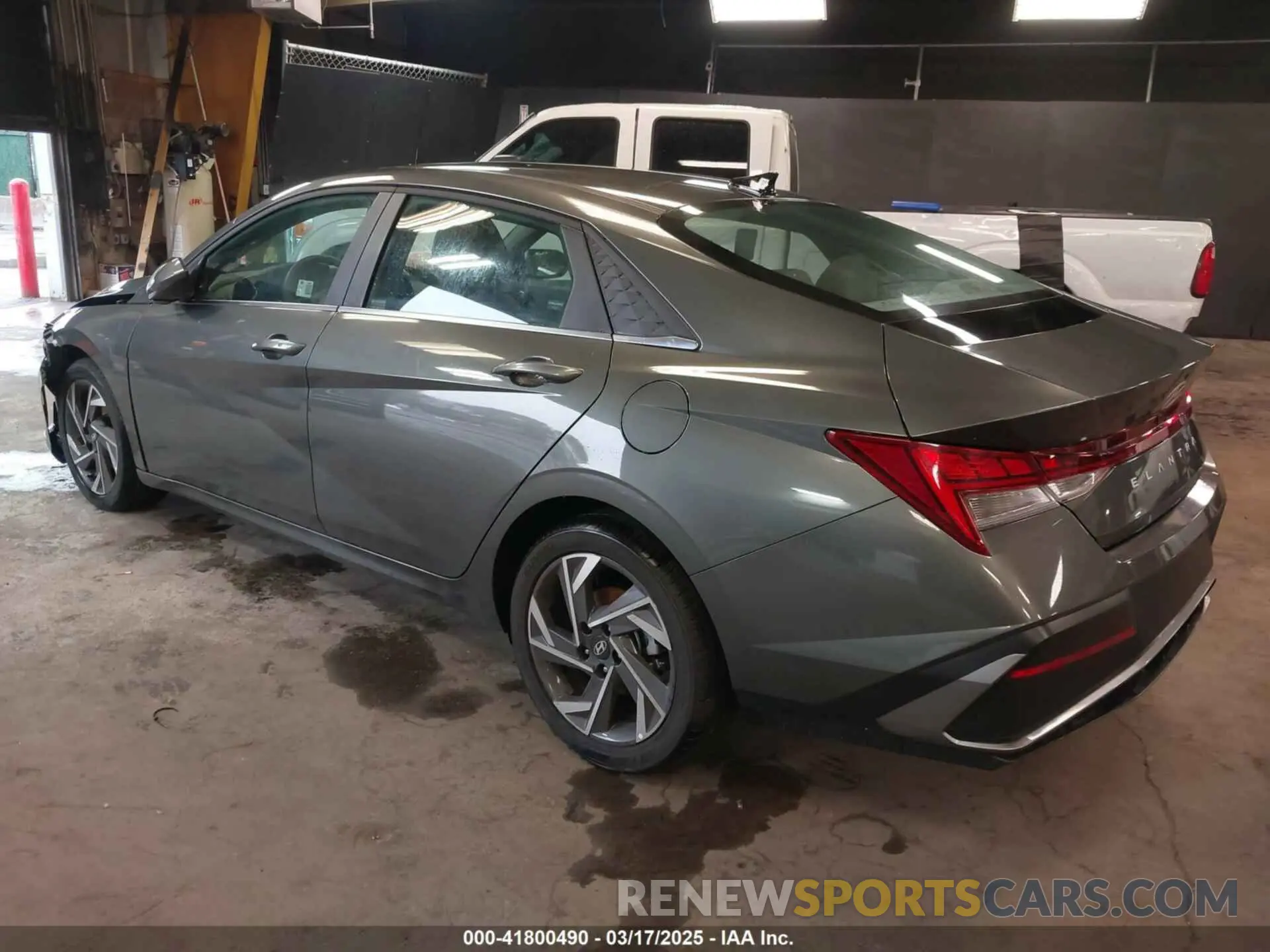 3 fotografías del automóvil dañado KMHLS4DG8SU854375 HYUNDAI ELANTRA 2025