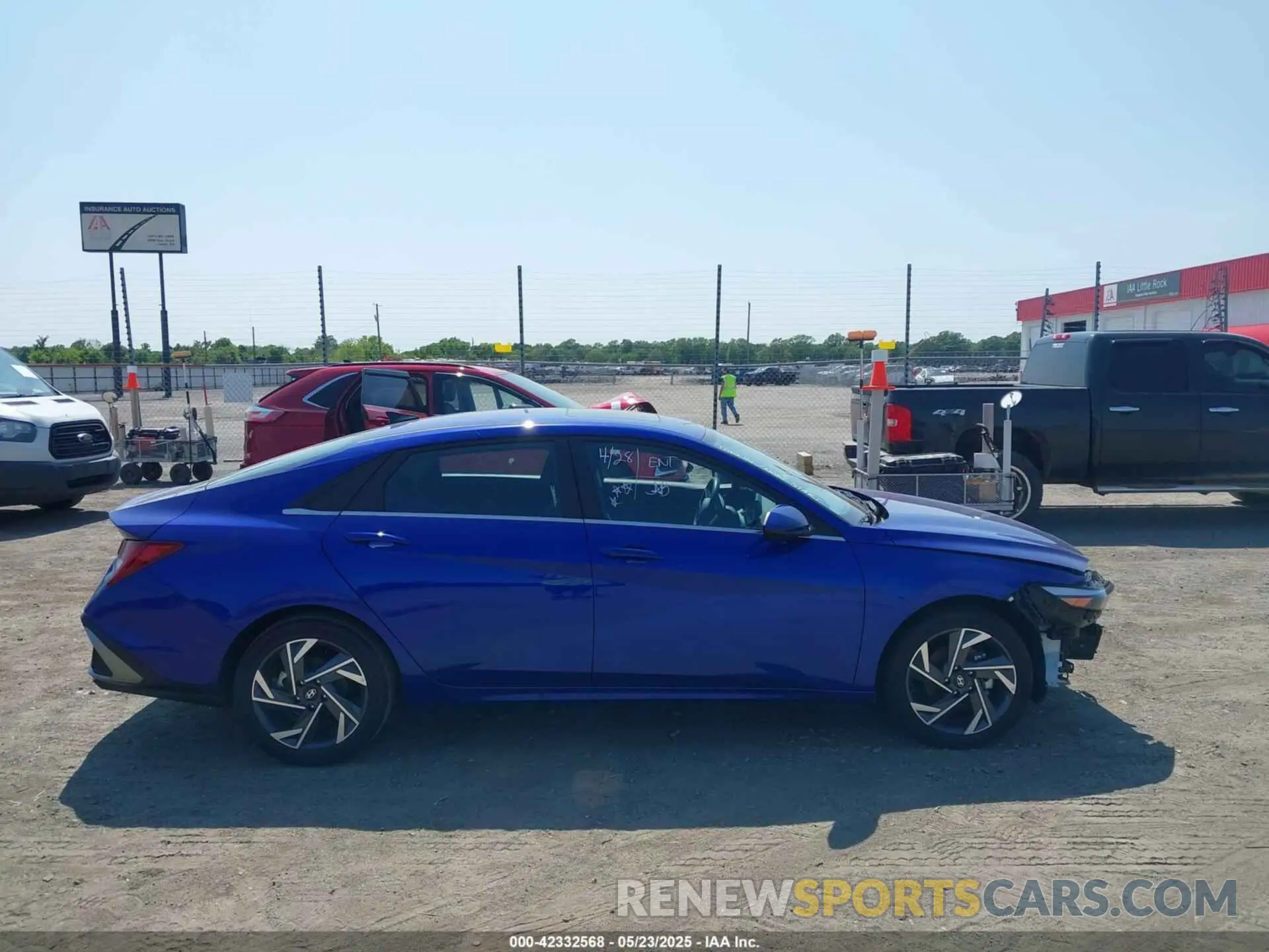 13 fotografías del automóvil dañado KMHLS4DG9SU898434 HYUNDAI ELANTRA 2025