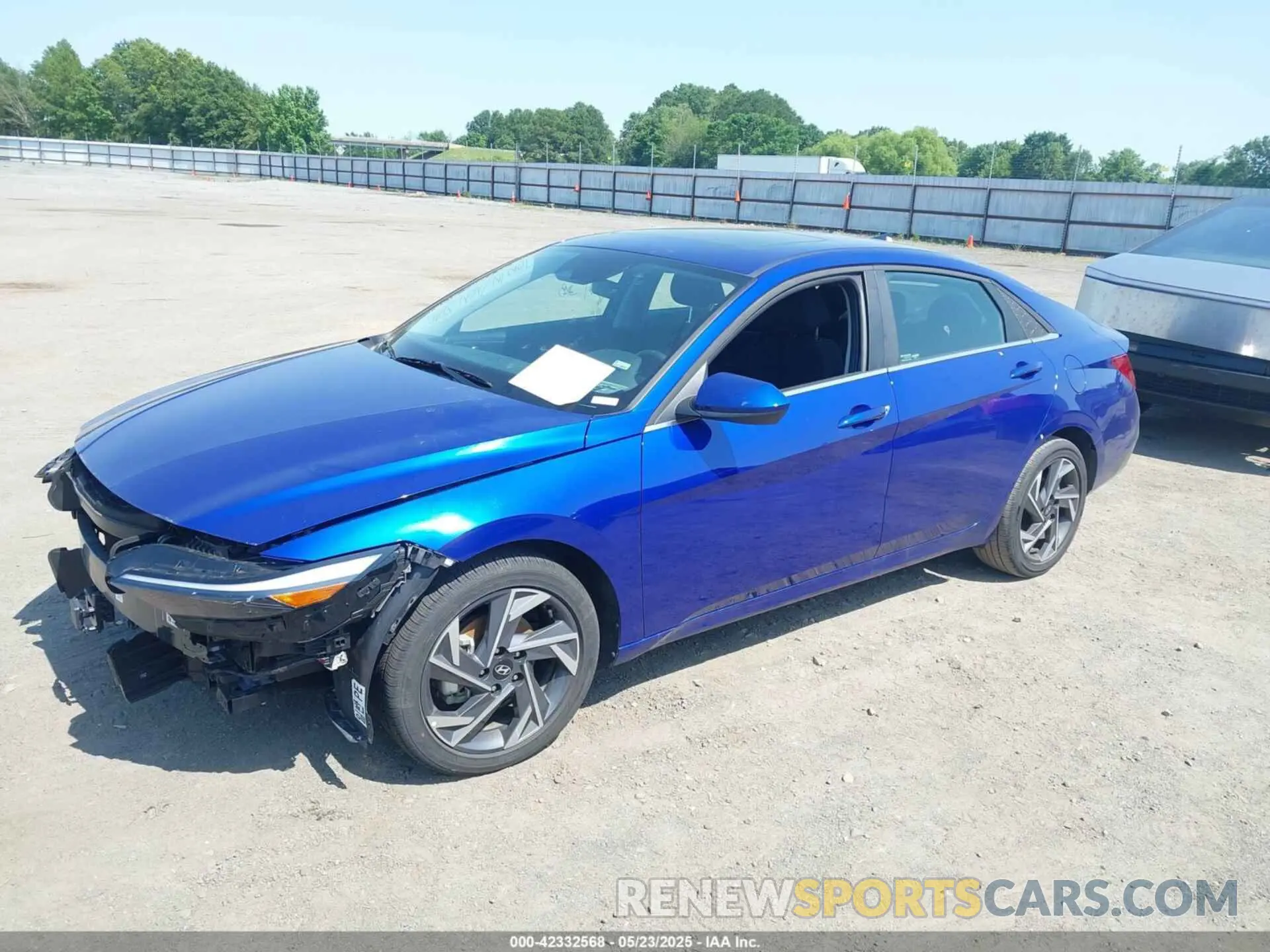 2 fotografías del automóvil dañado KMHLS4DG9SU898434 HYUNDAI ELANTRA 2025