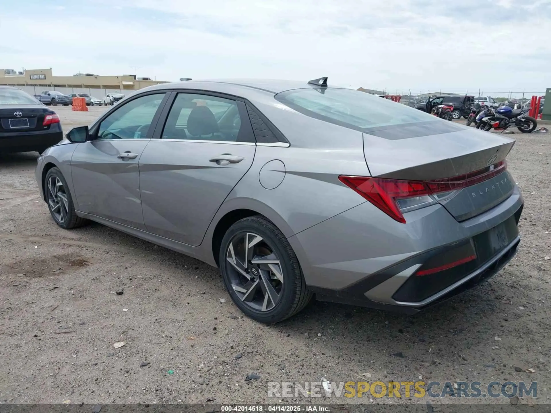 3 fotografías del automóvil dañado KMHLS4DG9SU913286 HYUNDAI ELANTRA 2025