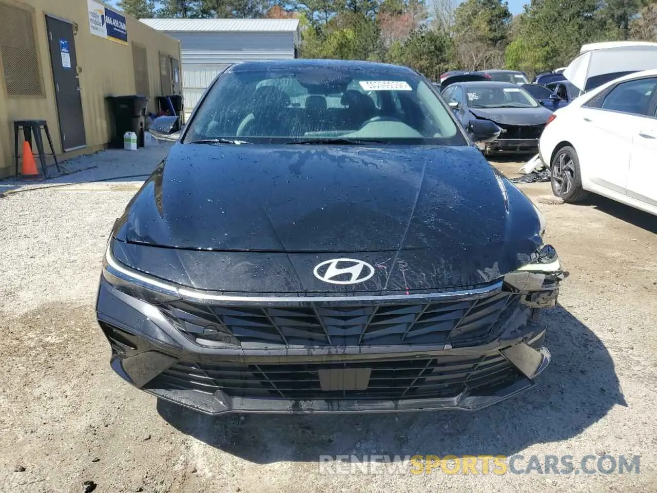 5 fotografías del automóvil dañado KMHLS4DG9SU936003 HYUNDAI ELANTRA 2025