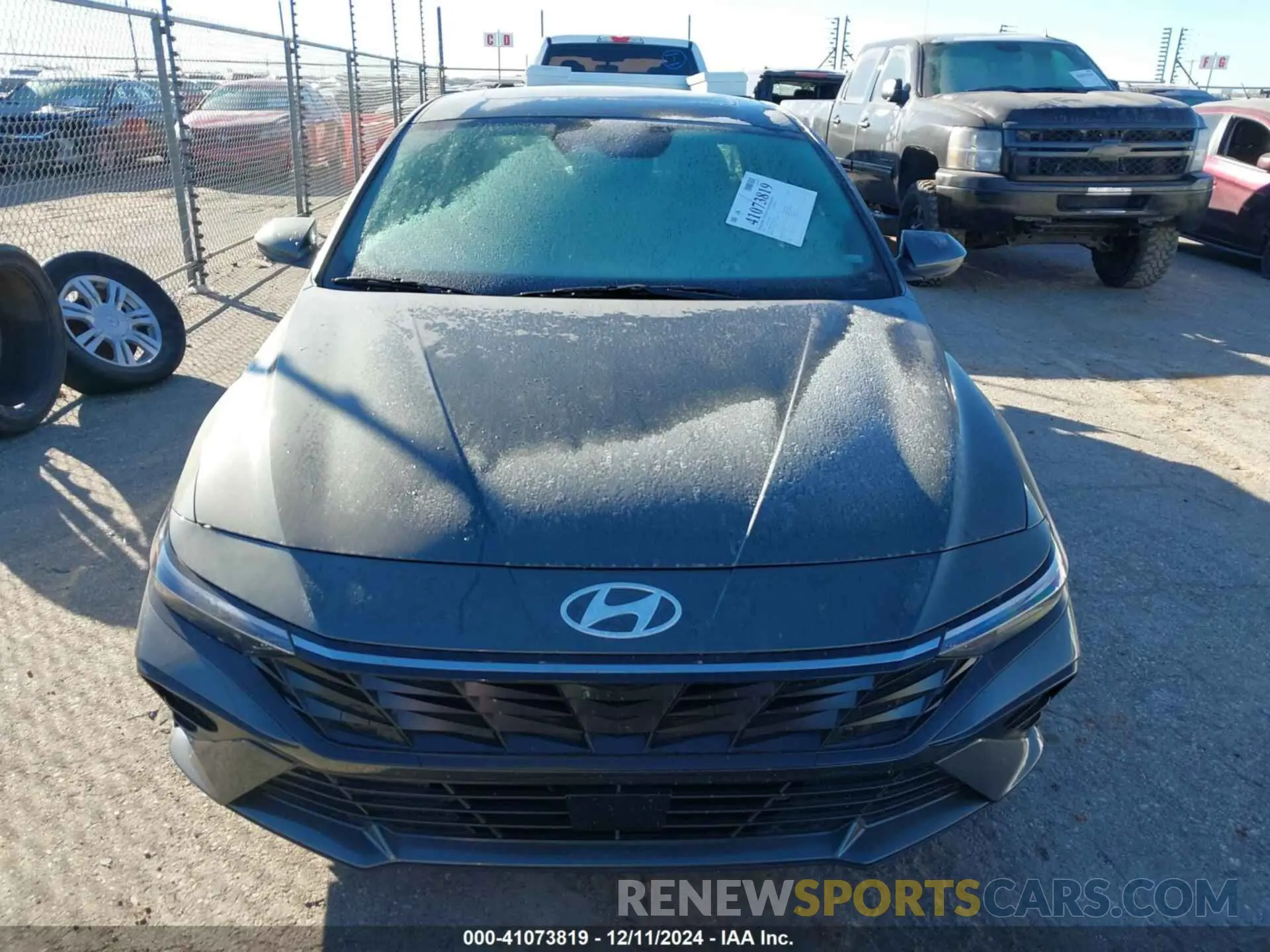 12 fotografías del automóvil dañado KMHLS4DGXSU861568 HYUNDAI ELANTRA 2025