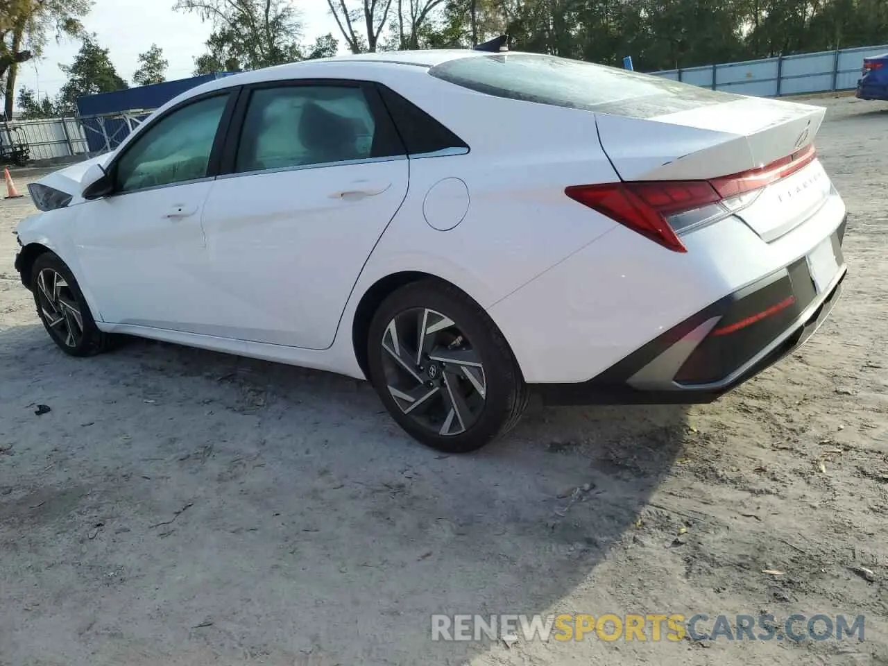 2 fotografías del automóvil dañado KMHLS4DGXSU862428 HYUNDAI ELANTRA 2025