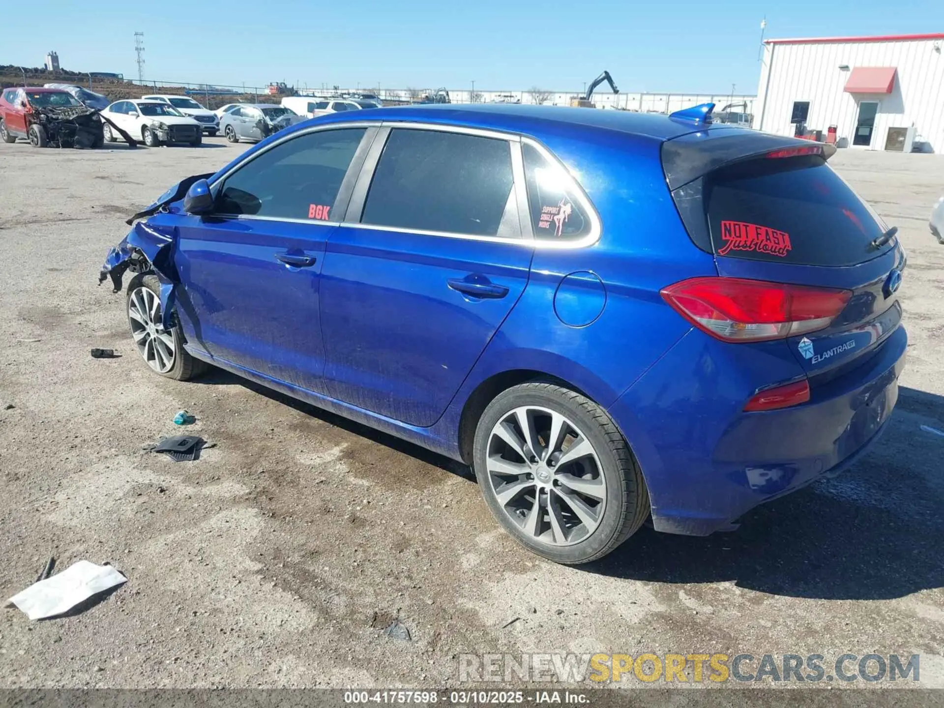 3 fotografías del automóvil dañado KMHH35LE4KU088198 HYUNDAI ELANTRA GT 2019