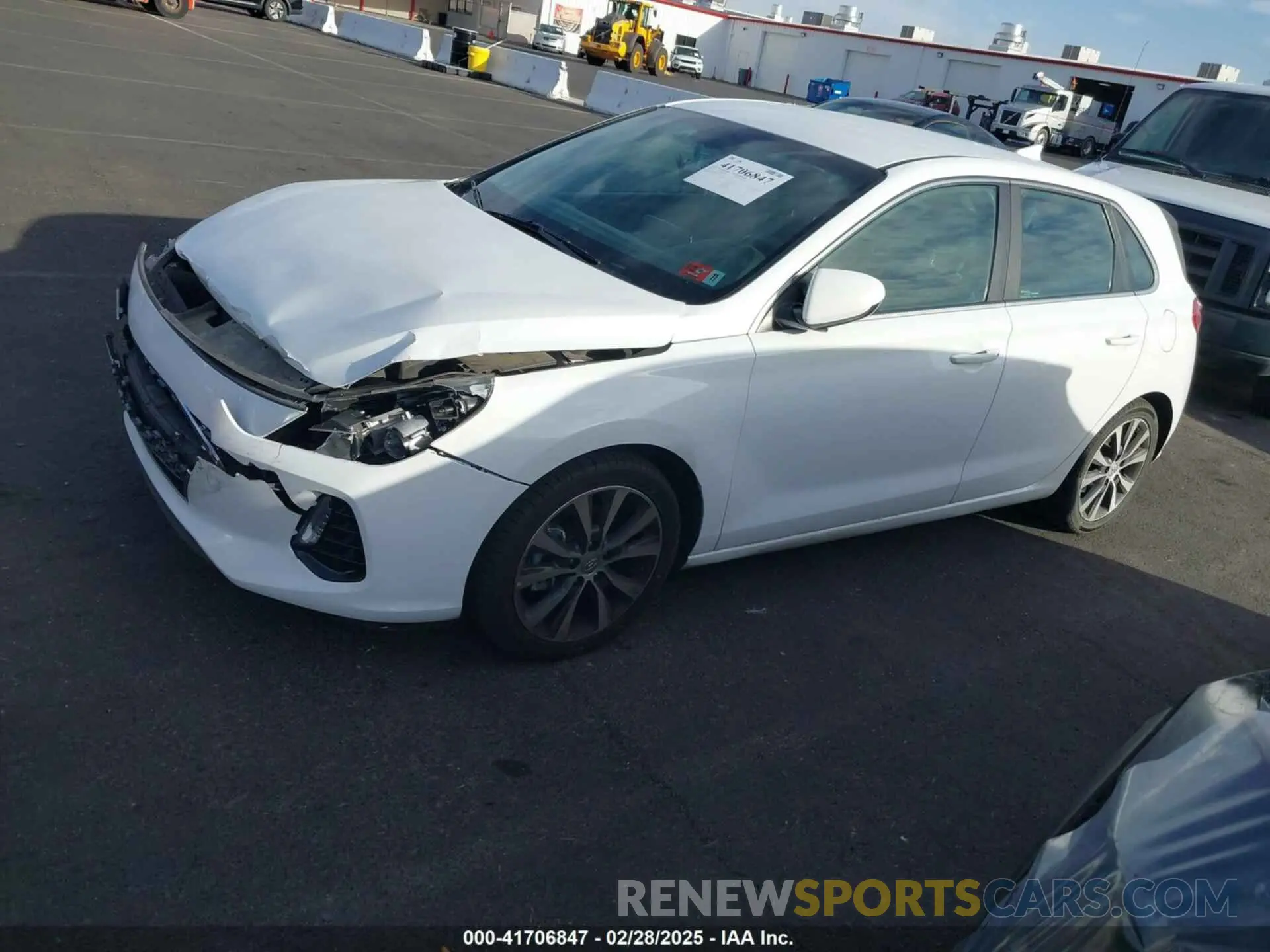 15 fotografías del automóvil dañado KMHH35LE7KU090303 HYUNDAI ELANTRA GT 2019