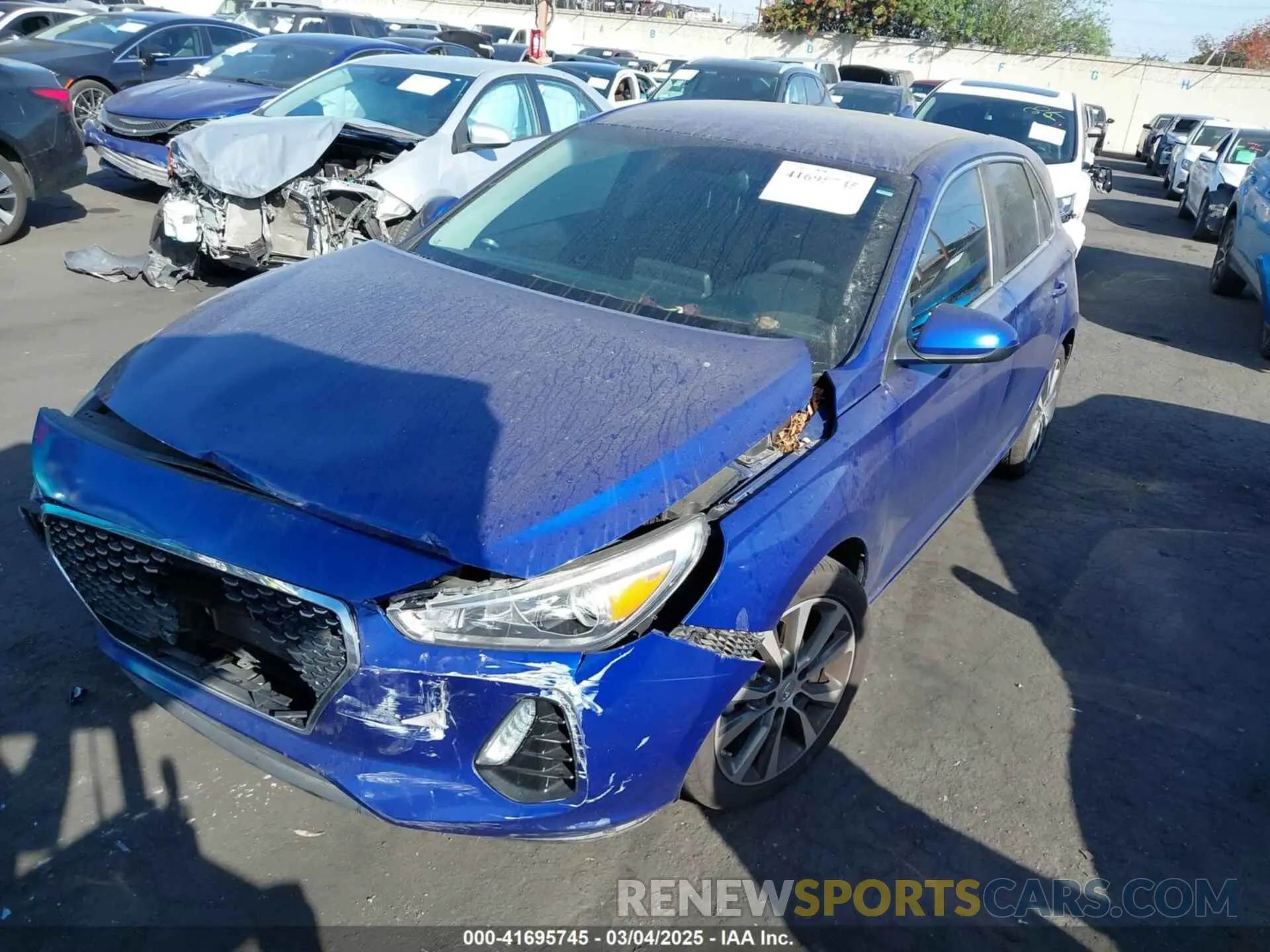 2 fotografías del automóvil dañado KMHH35LE7KU091600 HYUNDAI ELANTRA GT 2019