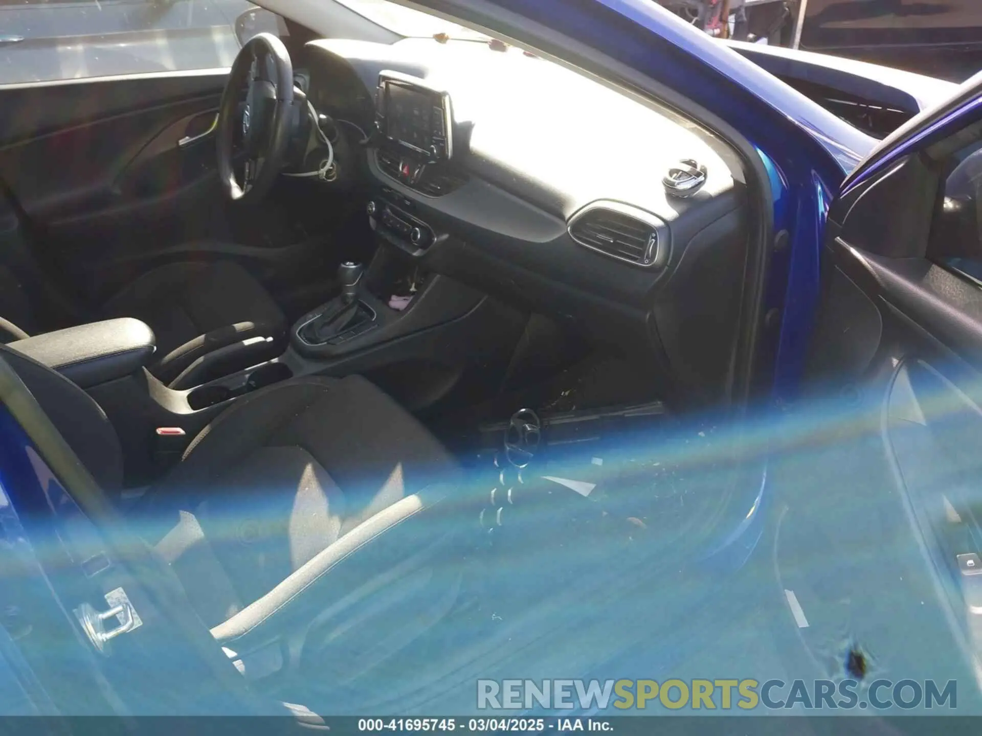 5 fotografías del automóvil dañado KMHH35LE7KU091600 HYUNDAI ELANTRA GT 2019