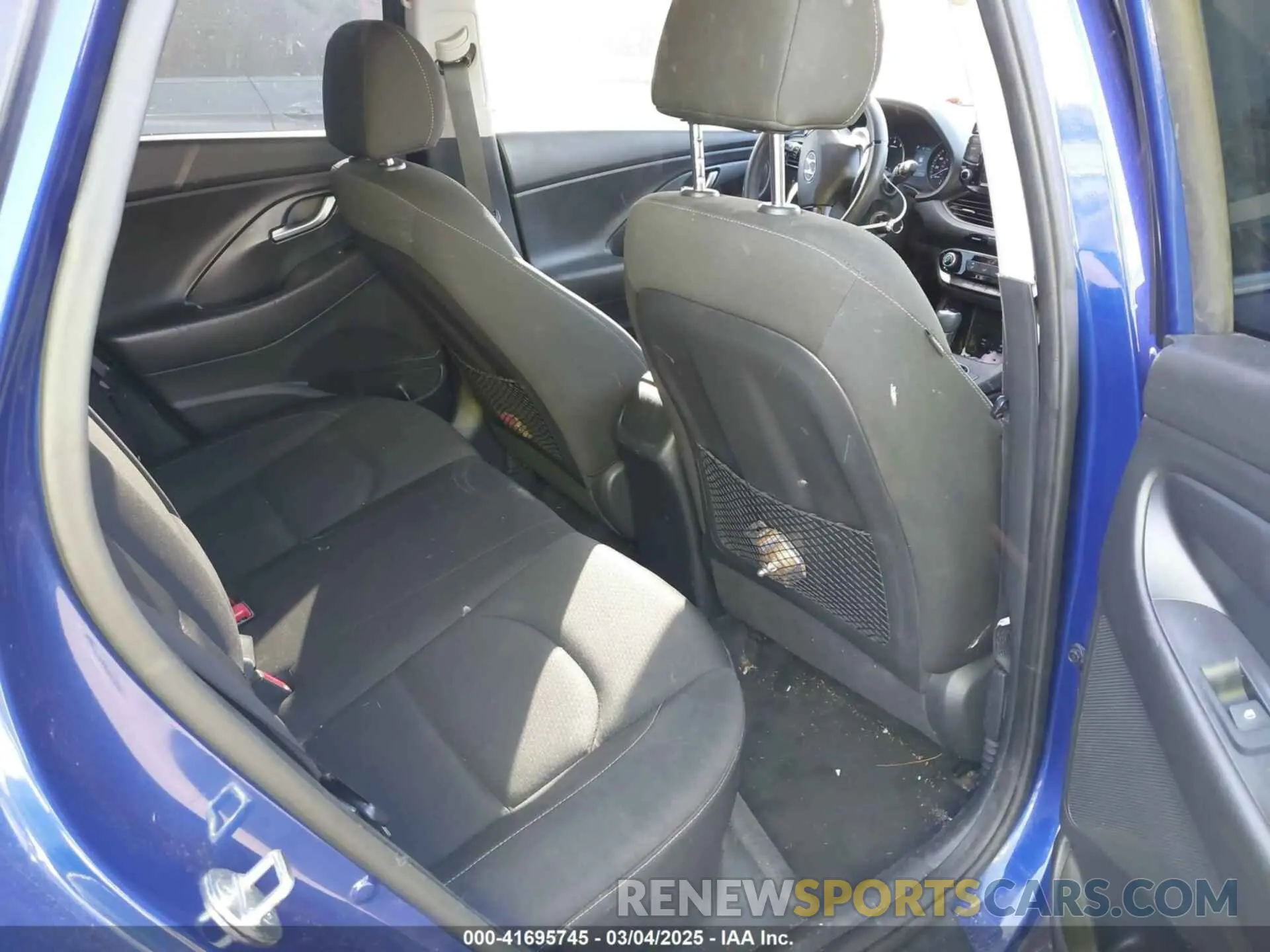 8 fotografías del automóvil dañado KMHH35LE7KU091600 HYUNDAI ELANTRA GT 2019
