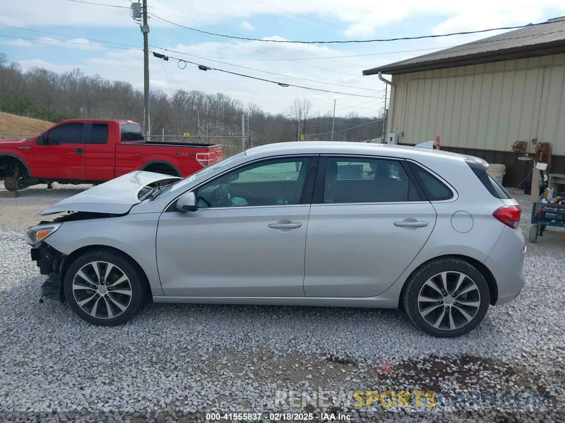 15 fotografías del automóvil dañado KMHH35LE8KU088141 HYUNDAI ELANTRA GT 2019