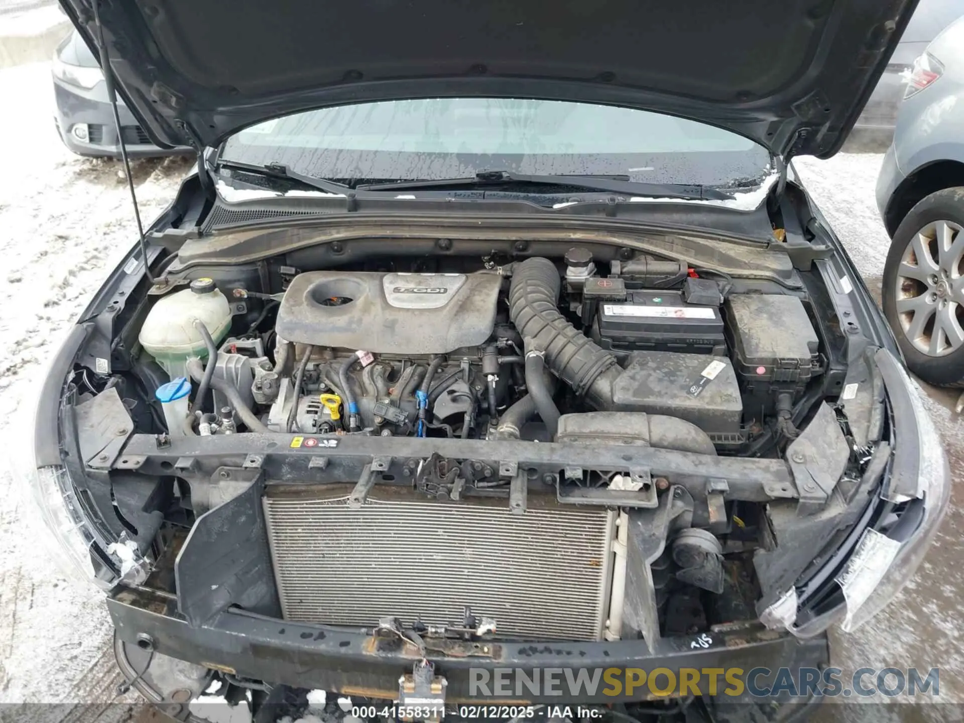 10 fotografías del automóvil dañado KMHH55LC4KU106319 HYUNDAI ELANTRA GT 2019