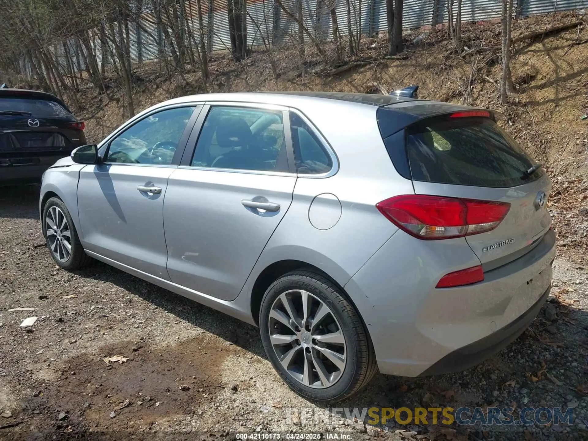 3 fotografías del automóvil dañado KMHH35LE1LU146270 HYUNDAI ELANTRA GT 2020