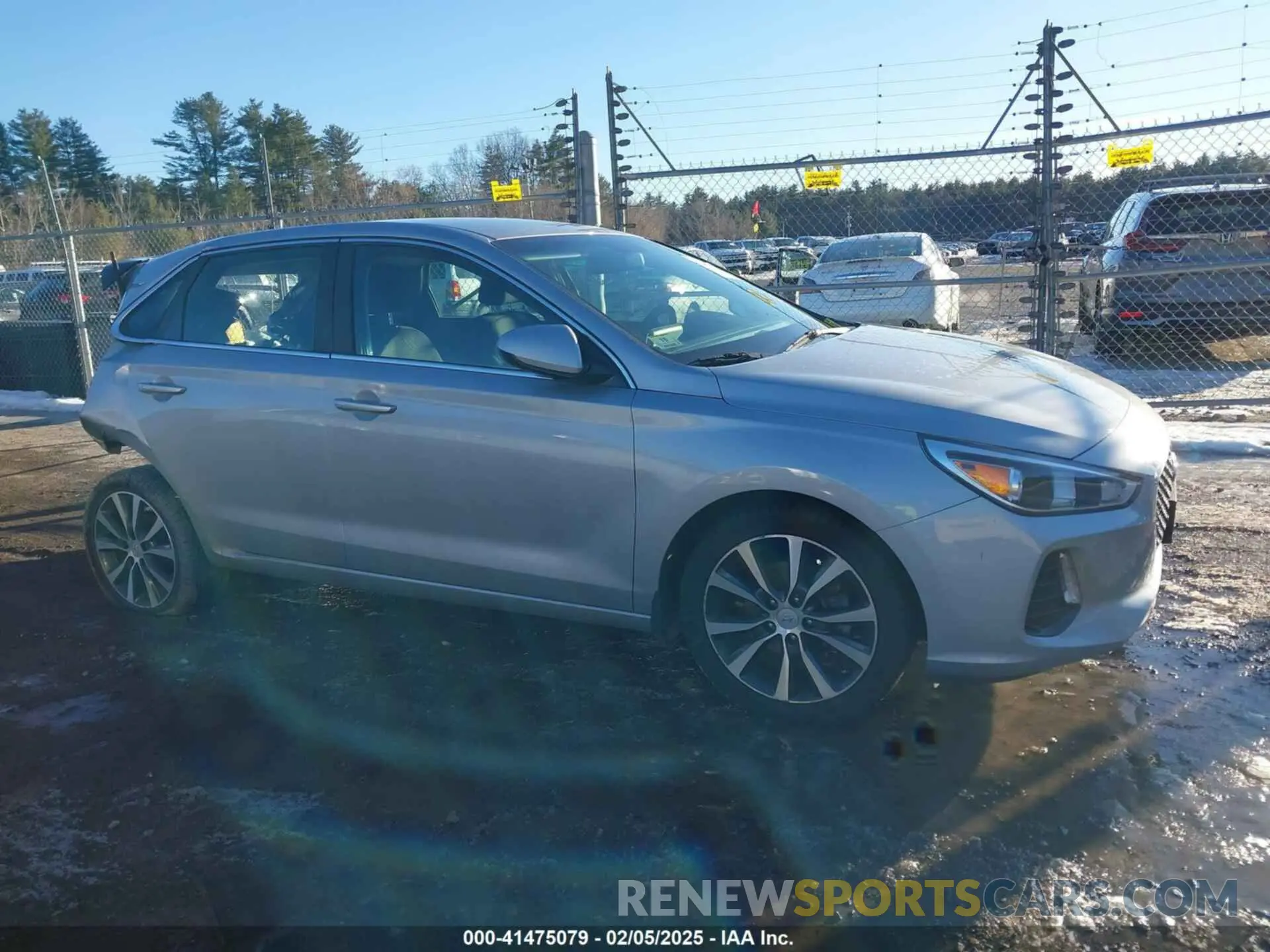 13 fotografías del automóvil dañado KMHH35LE7LU127402 HYUNDAI ELANTRA GT 2020