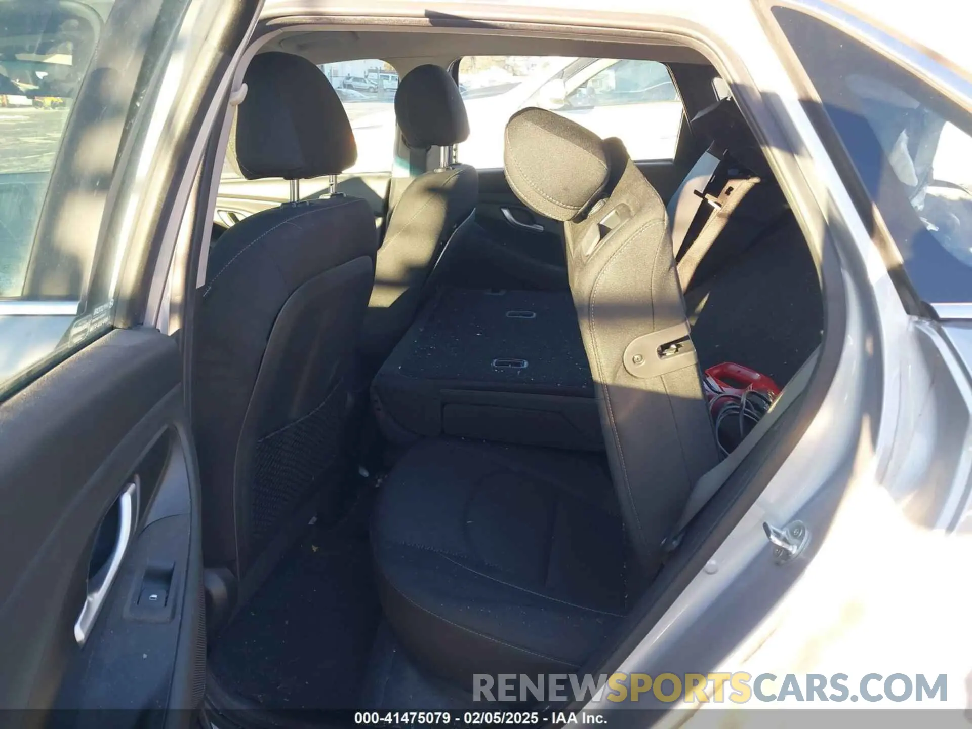 8 fotografías del automóvil dañado KMHH35LE7LU127402 HYUNDAI ELANTRA GT 2020