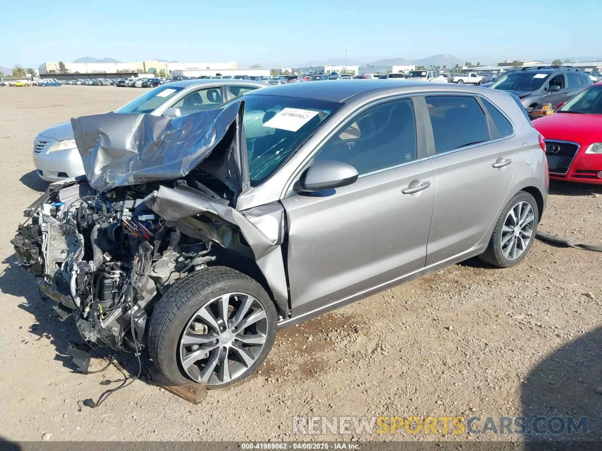 2 fotografías del automóvil dañado KMHH35LE7LU136794 HYUNDAI ELANTRA GT 2020