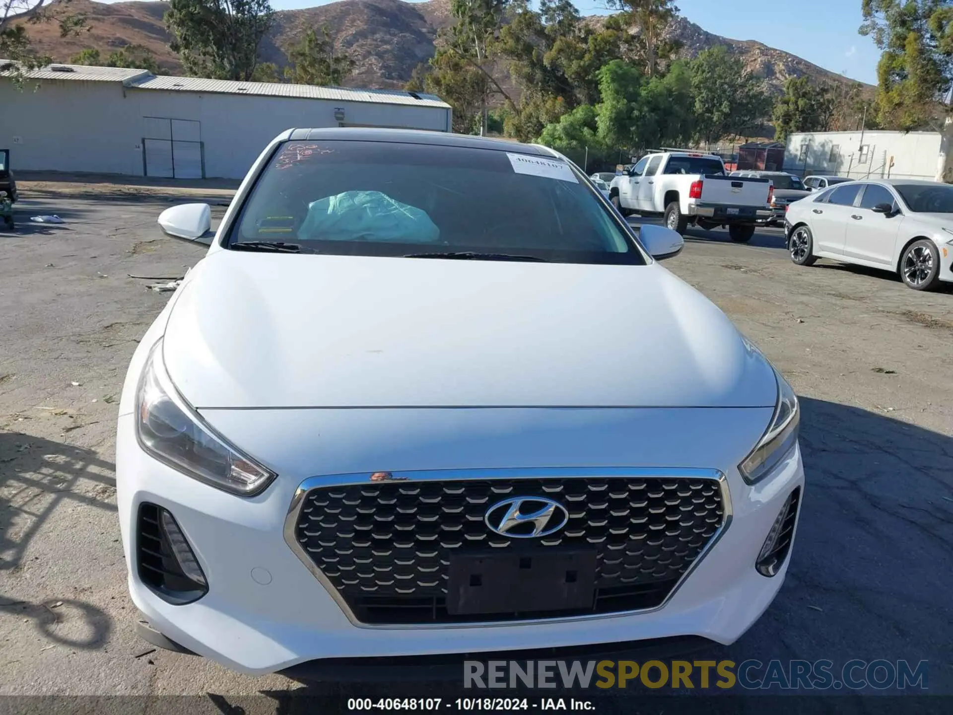 12 fotografías del automóvil dañado KMHH35LEXLU136563 HYUNDAI ELANTRA GT 2020