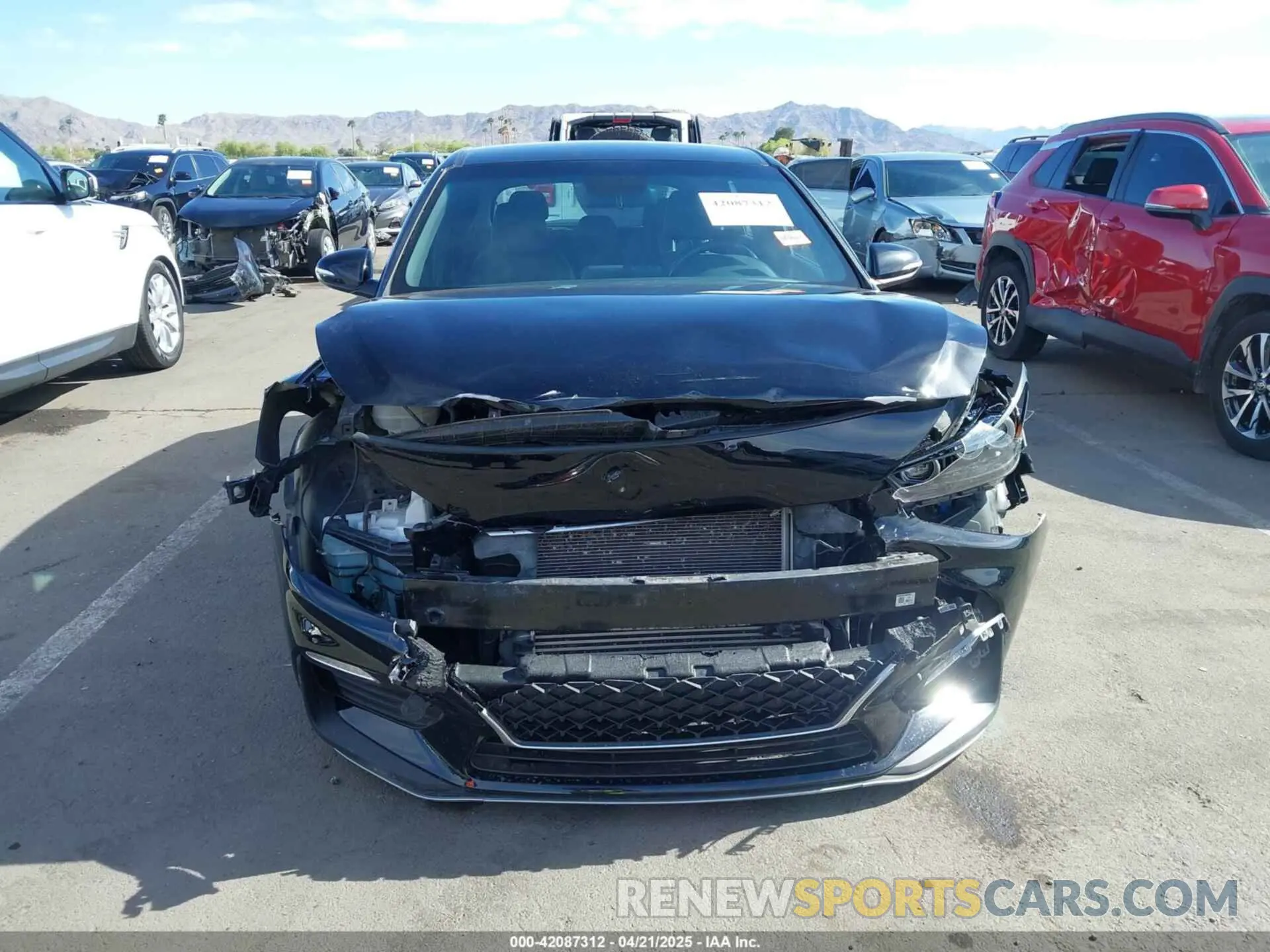 13 fotografías del automóvil dañado KMHH55LC0LU135575 HYUNDAI ELANTRA GT 2020