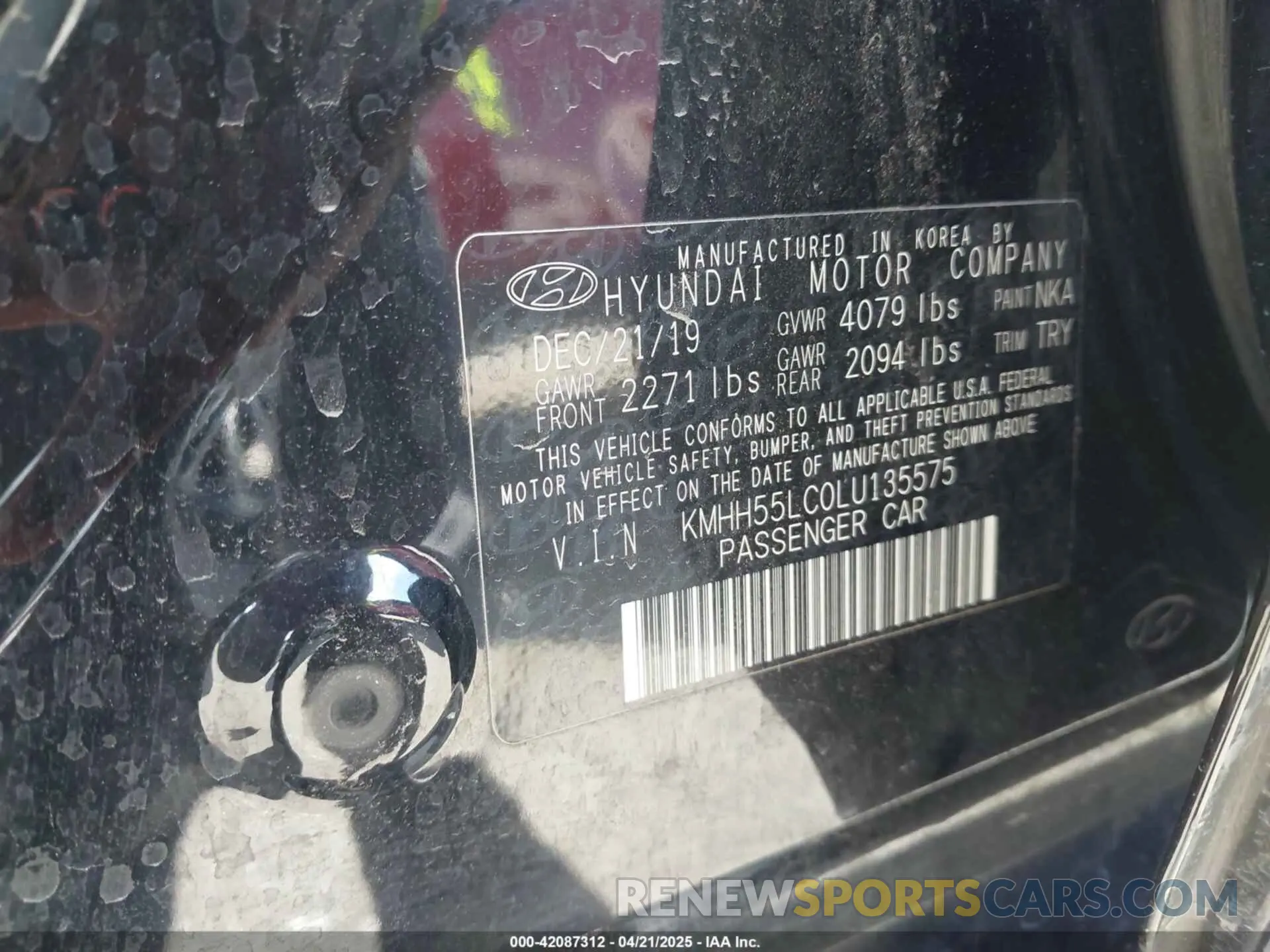 9 fotografías del automóvil dañado KMHH55LC0LU135575 HYUNDAI ELANTRA GT 2020