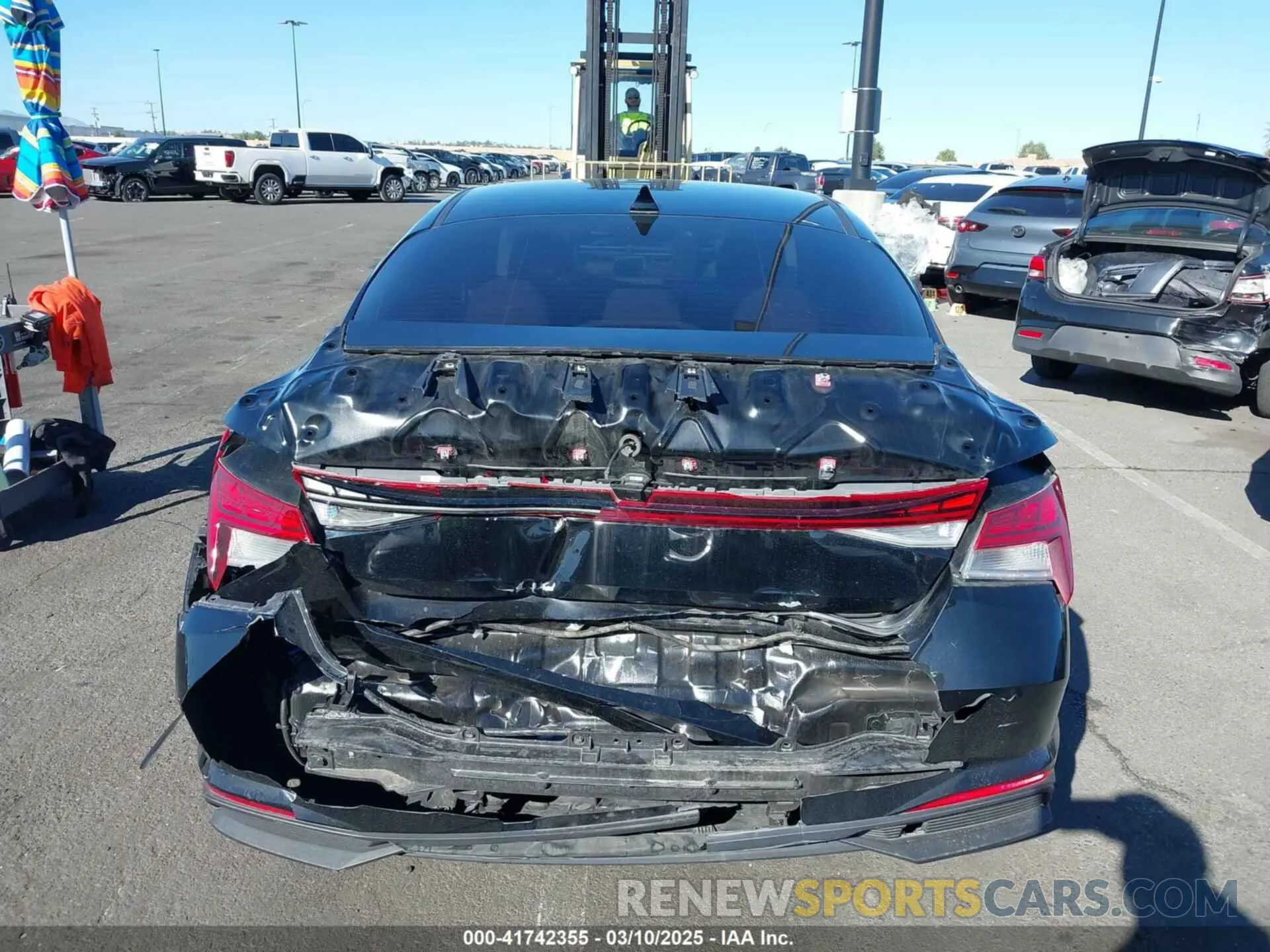 17 fotografías del automóvil dañado KMHLM4AJ8MU012133 HYUNDAI ELANTRA HYBRID 2021
