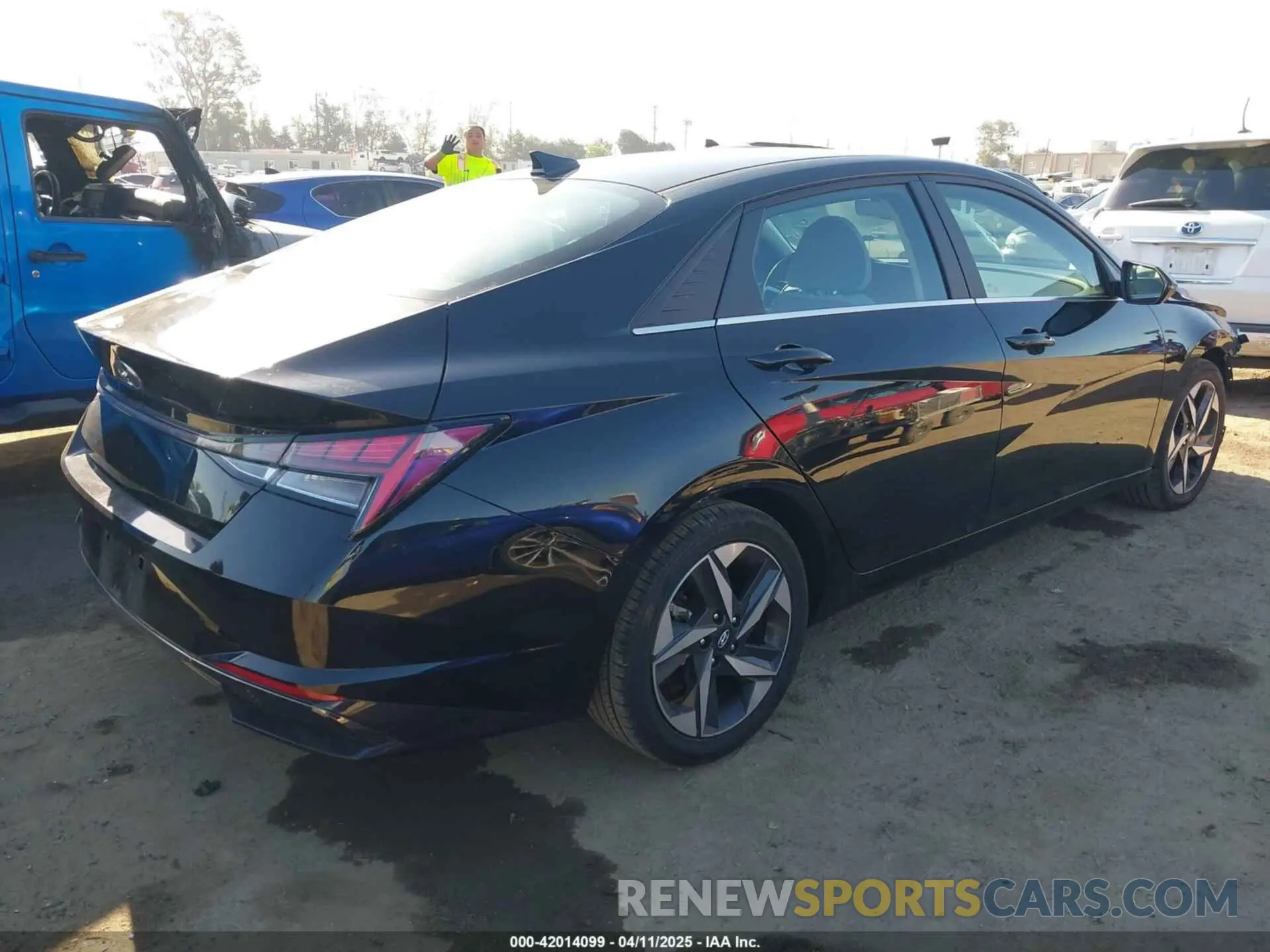 4 fotografías del automóvil dañado KMHLN4AJ4MU005340 HYUNDAI ELANTRA HYBRID 2021