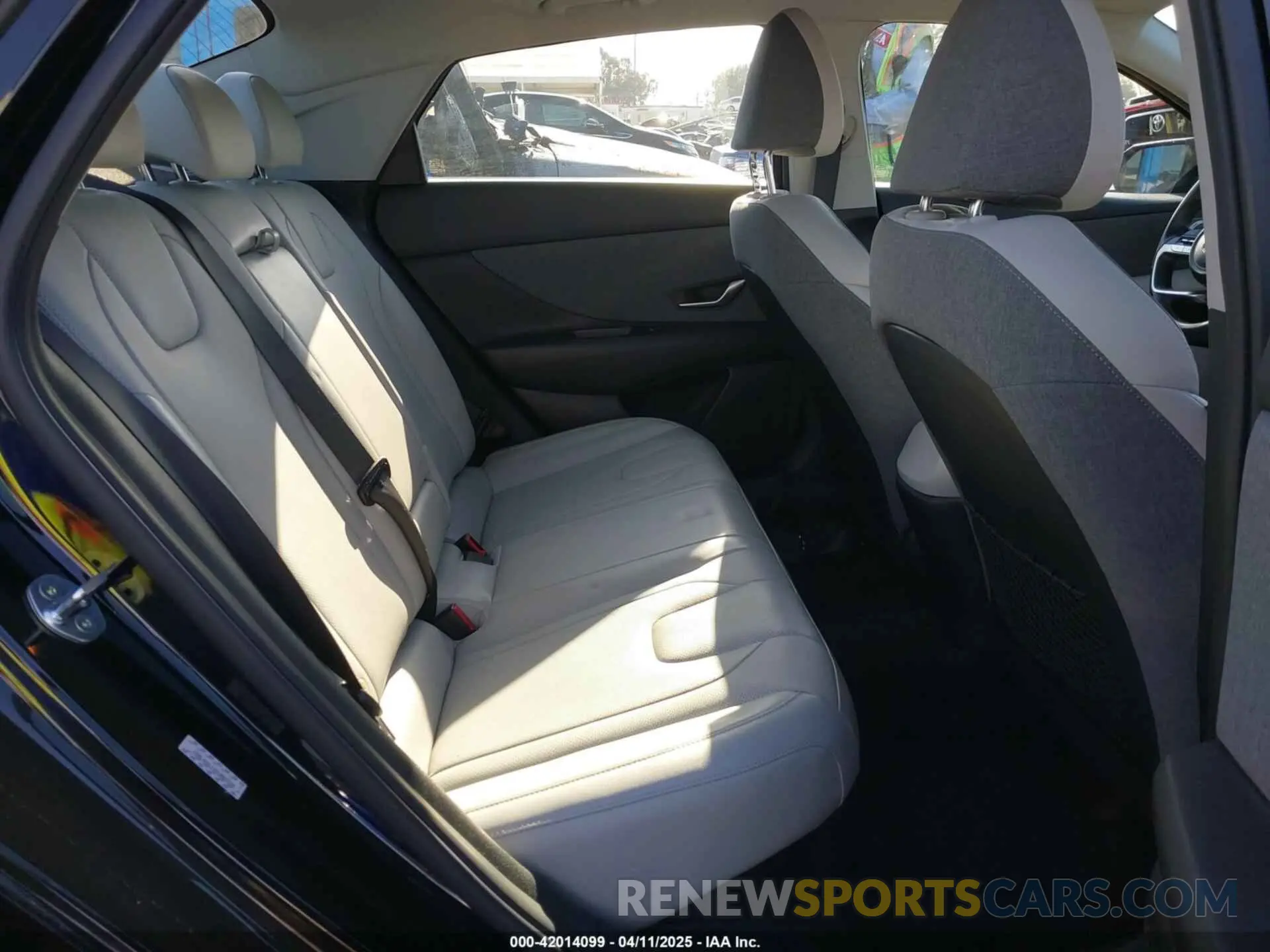 8 fotografías del automóvil dañado KMHLN4AJ4MU005340 HYUNDAI ELANTRA HYBRID 2021