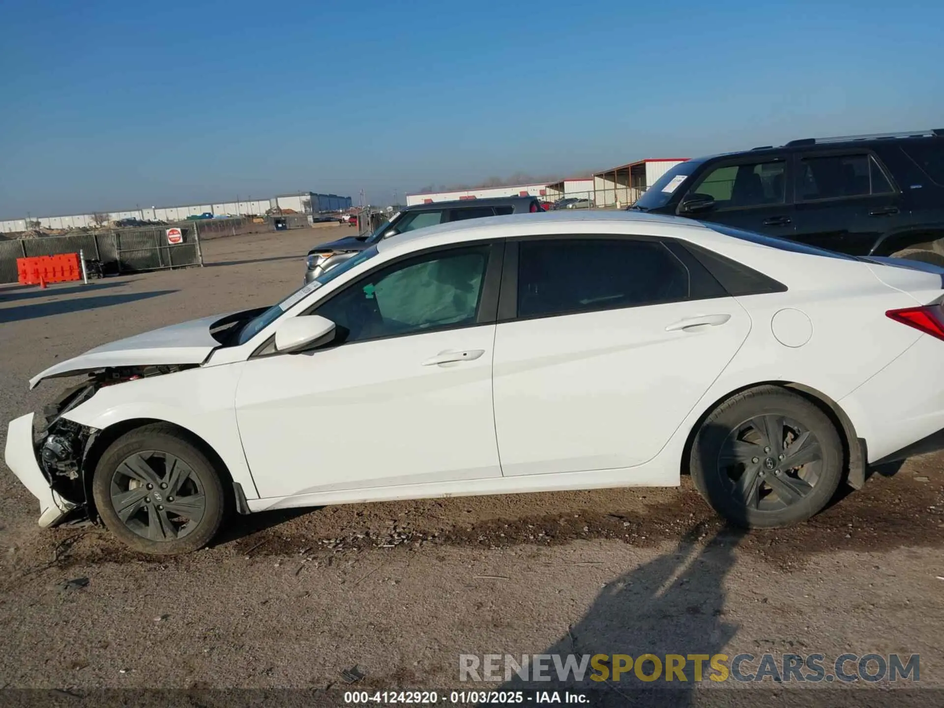 13 fotografías del automóvil dañado KMHLM4AJXNU017349 HYUNDAI ELANTRA HYBRID 2022