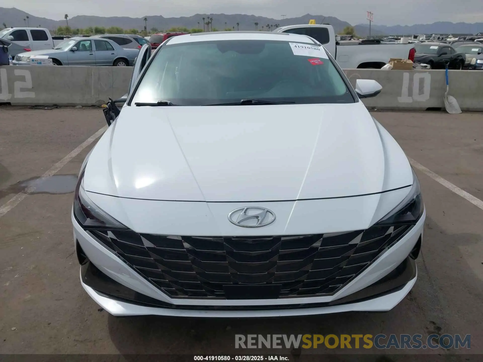 13 fotografías del automóvil dañado KMHLN4AJ1NU020606 HYUNDAI ELANTRA HYBRID 2022