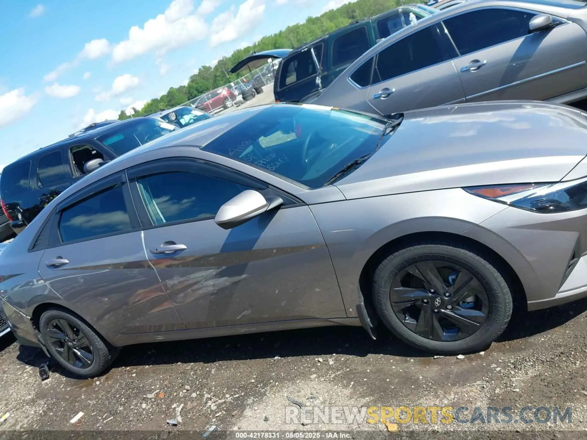 13 fotografías del automóvil dañado KMHLM4AJ1PU081654 HYUNDAI ELANTRA HYBRID 2023