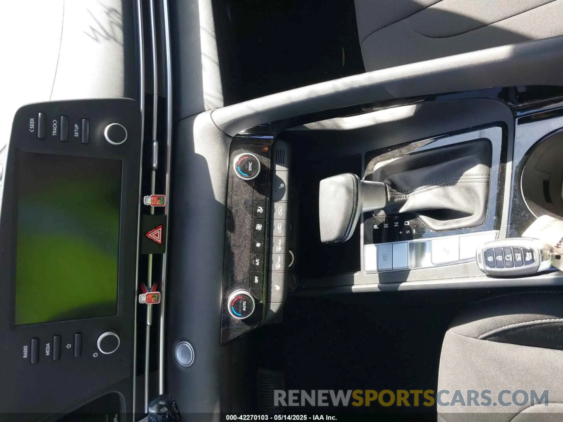 11 fotografías del automóvil dañado KMHLM4AJ2PU044547 HYUNDAI ELANTRA HYBRID 2023