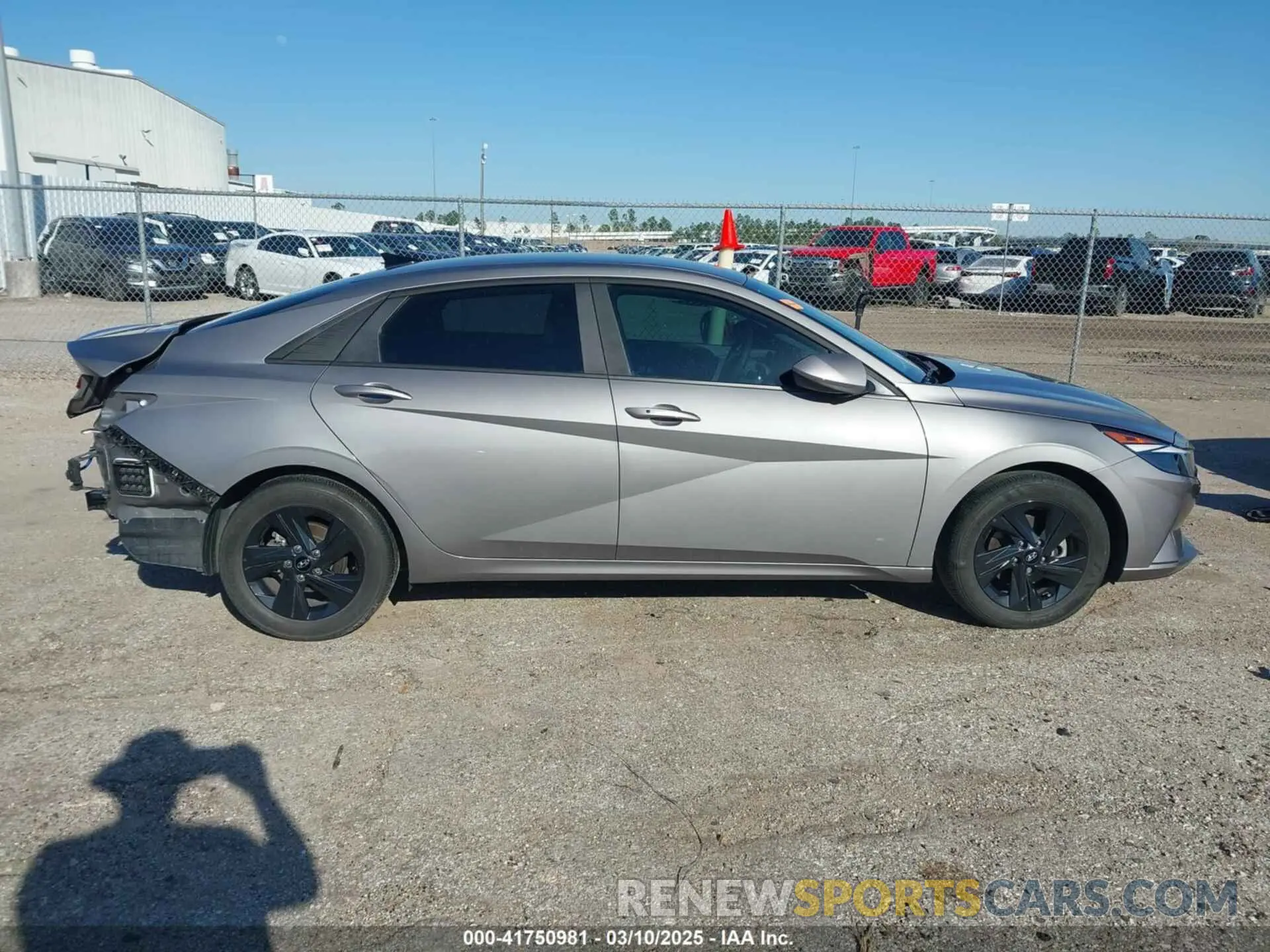 14 fotografías del automóvil dañado KMHLM4AJ4PU083057 HYUNDAI ELANTRA HYBRID 2023