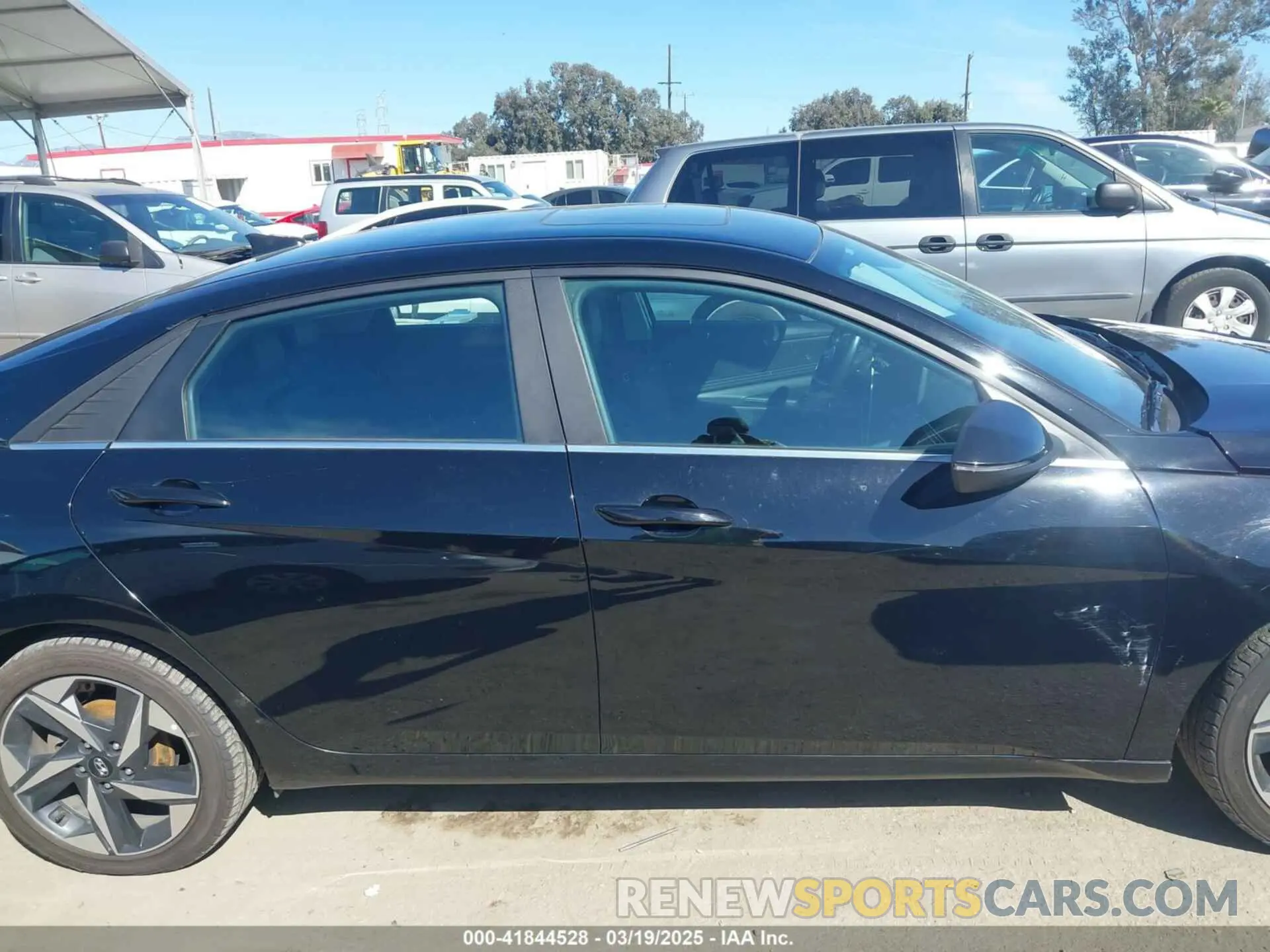13 fotografías del automóvil dañado KMHLN4AJ7PU048266 HYUNDAI ELANTRA HYBRID 2023