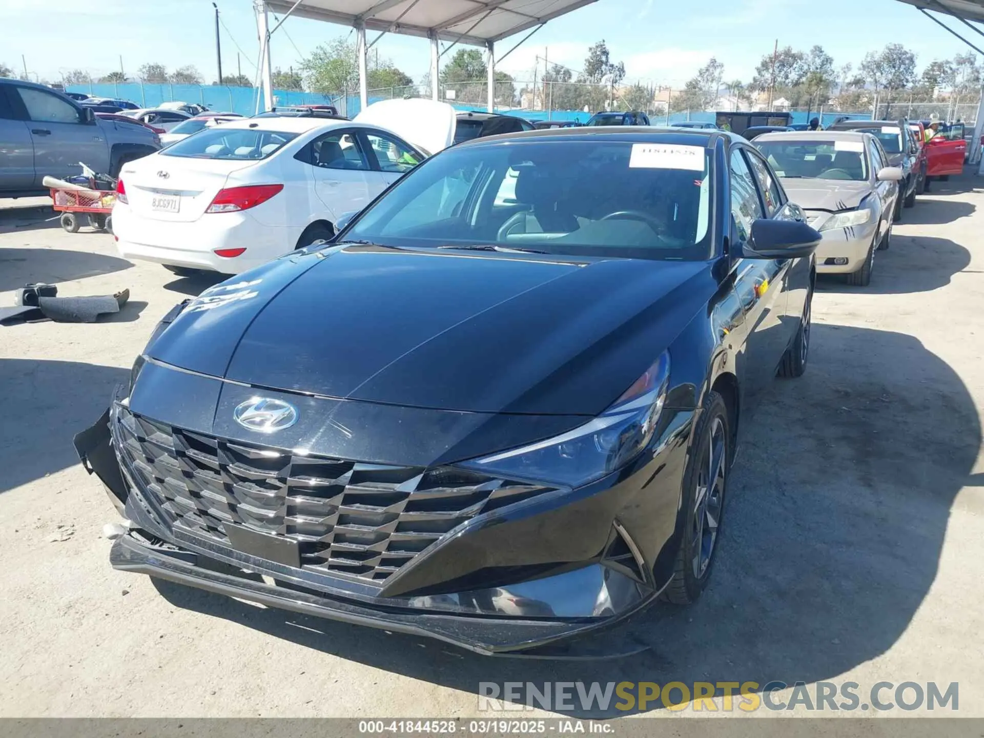 2 fotografías del automóvil dañado KMHLN4AJ7PU048266 HYUNDAI ELANTRA HYBRID 2023