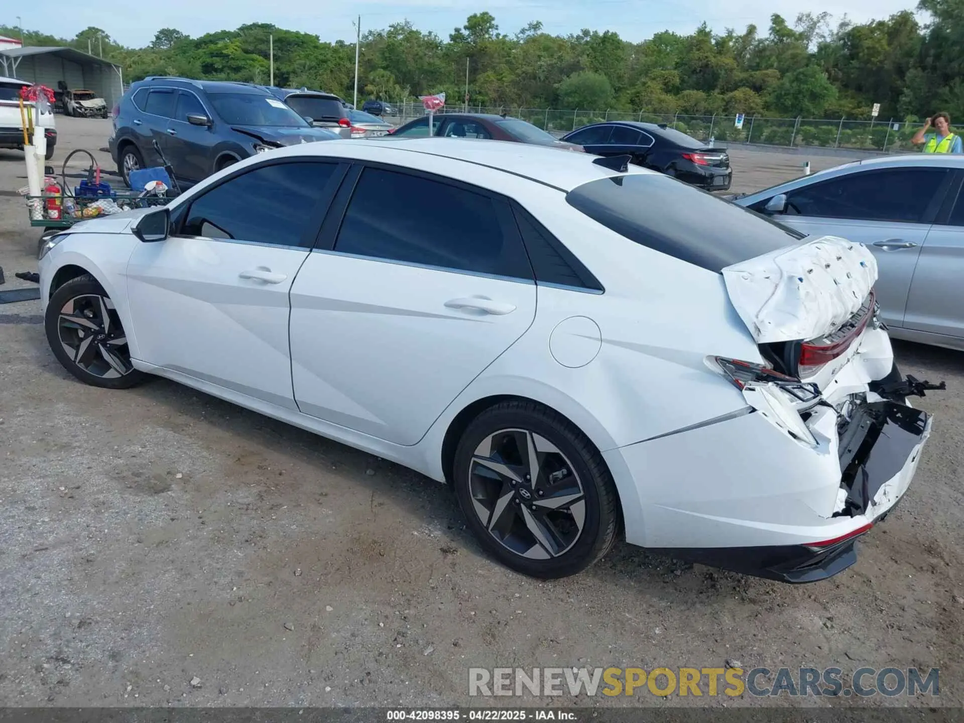 3 fotografías del automóvil dañado KMHLN4AJ9PU034501 HYUNDAI ELANTRA HYBRID 2023