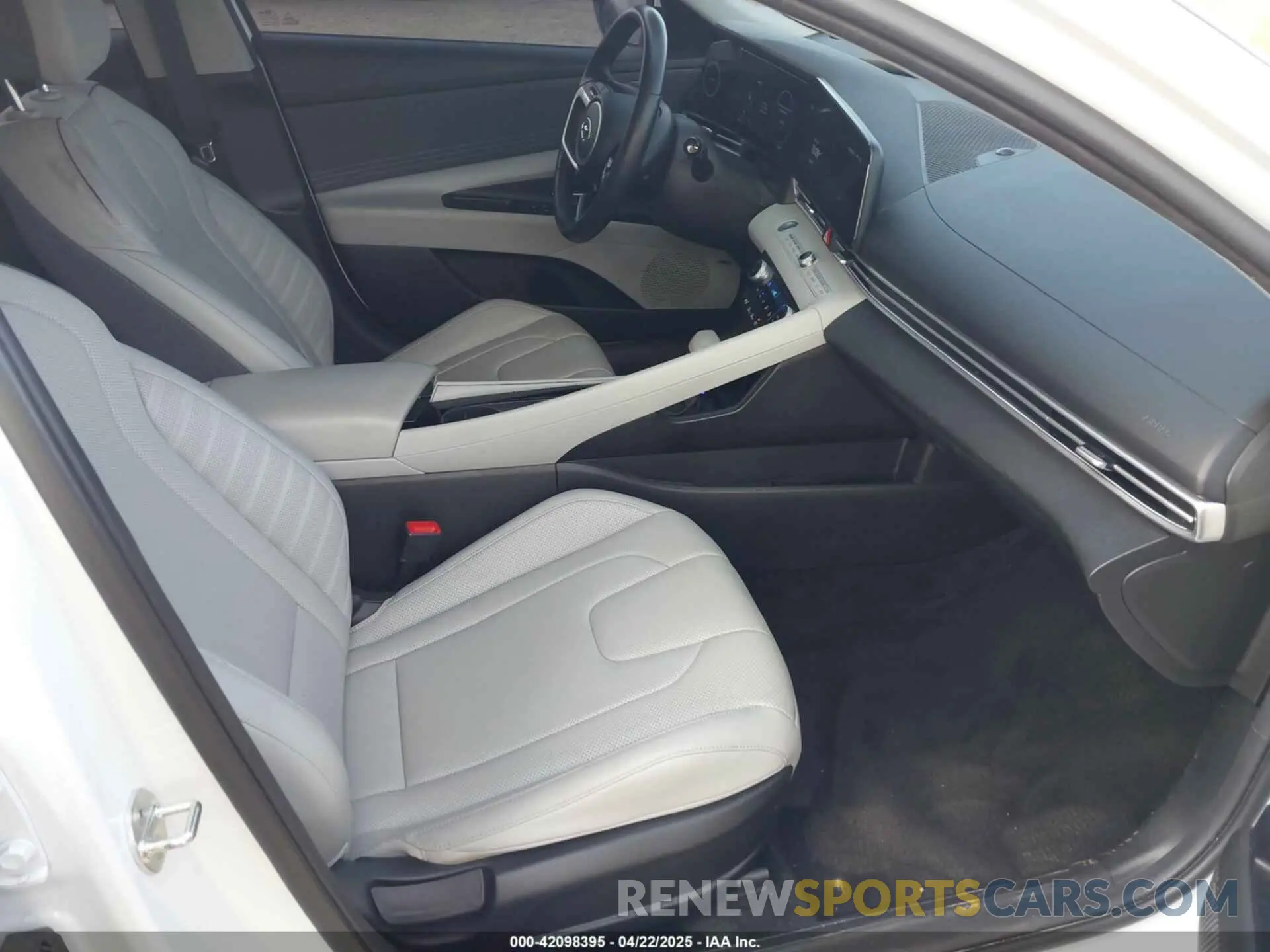 5 fotografías del automóvil dañado KMHLN4AJ9PU034501 HYUNDAI ELANTRA HYBRID 2023