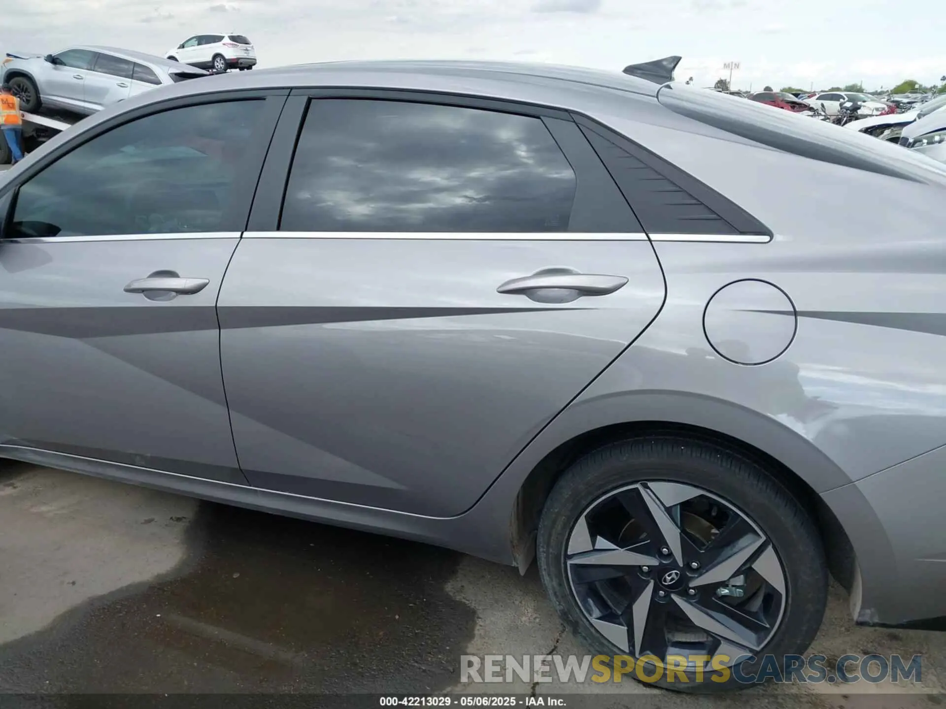 14 fotografías del automóvil dañado KMHLN4AJ9PU092057 HYUNDAI ELANTRA HYBRID 2023